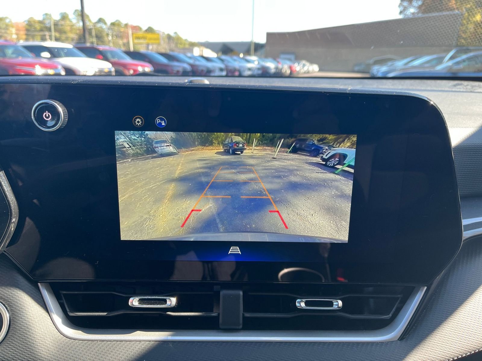 Thumbnail: 2025 Chevrolet Equinox - 17