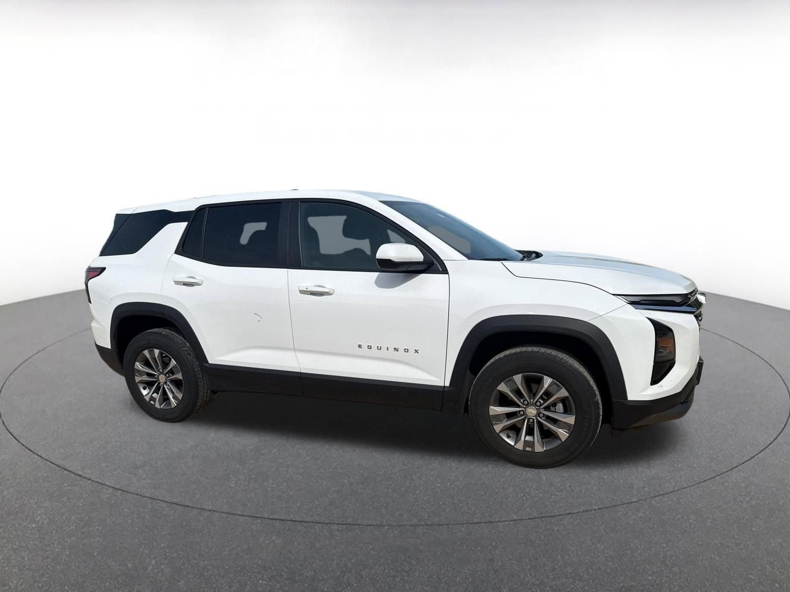 Thumbnail: 2025 Chevrolet Equinox - 4