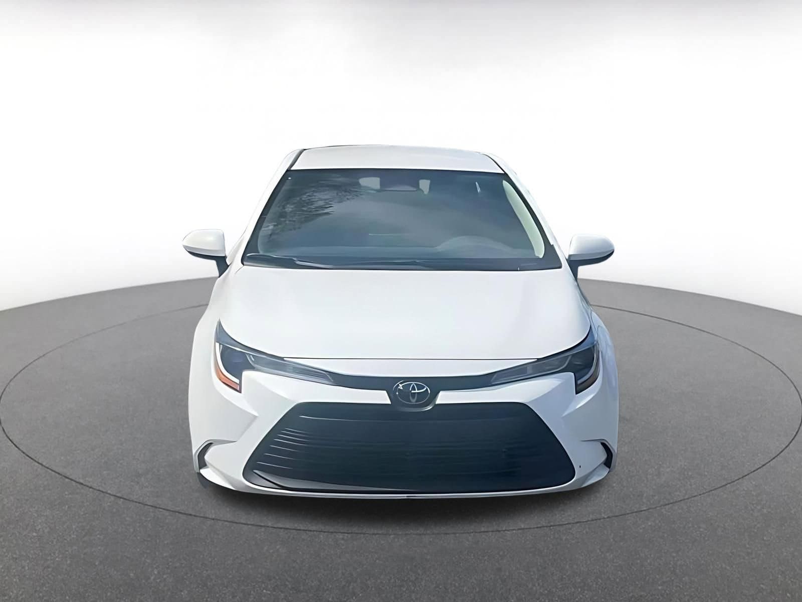 Thumbnail: 2025 Toyota Corolla - 4