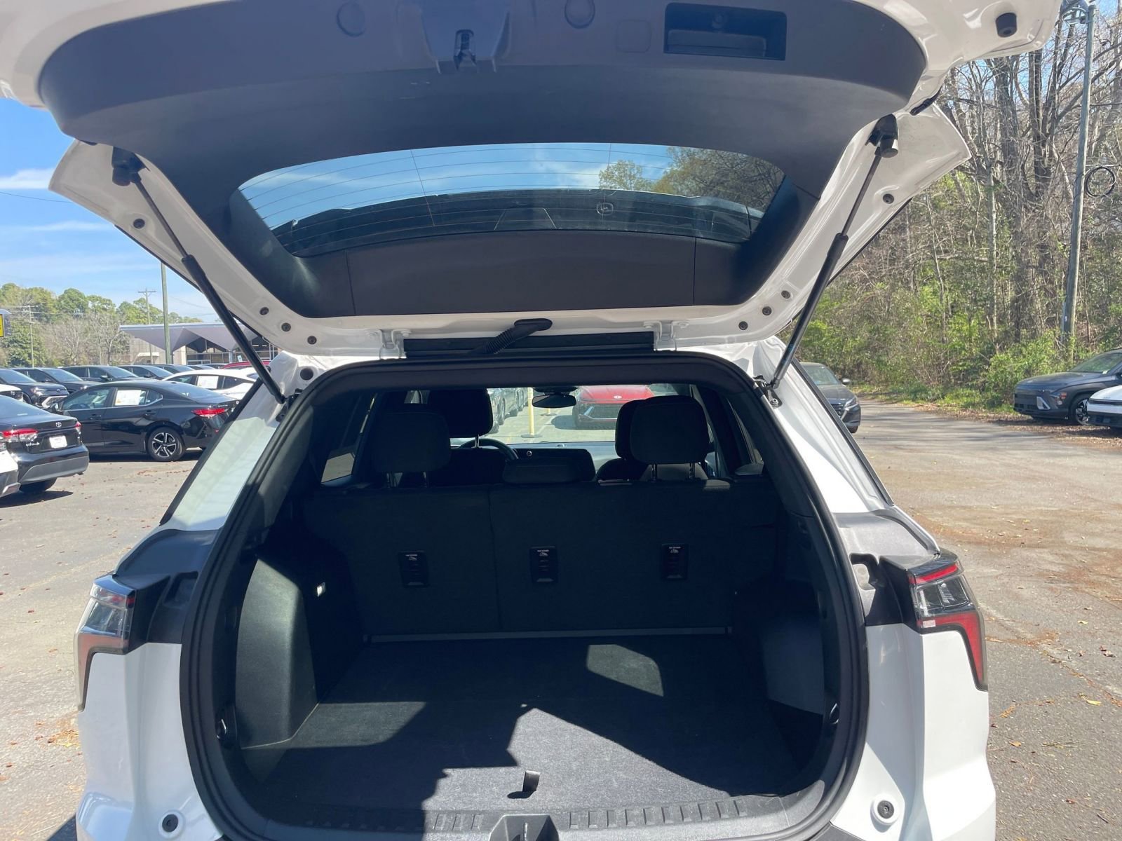 Thumbnail: 2025 Chevrolet Equinox - 30