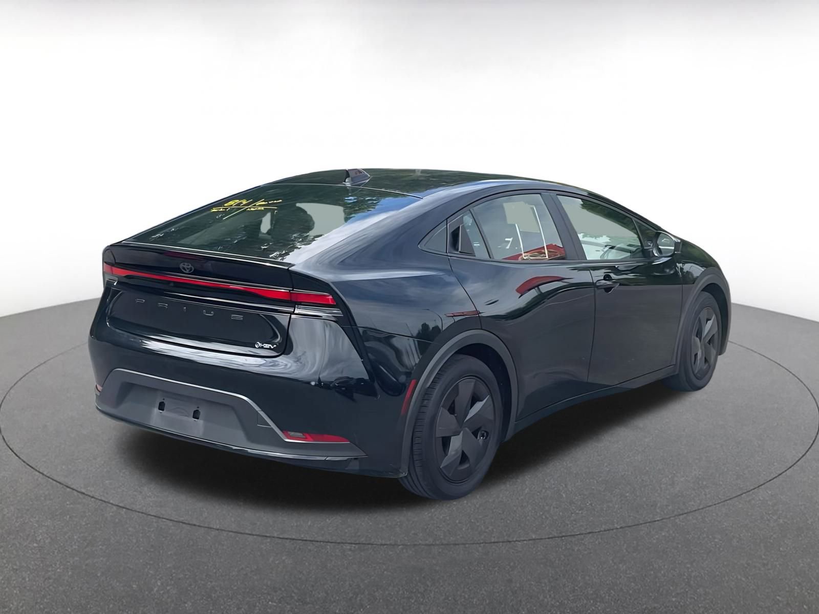 Thumbnail: 2024 Toyota Prius - 16