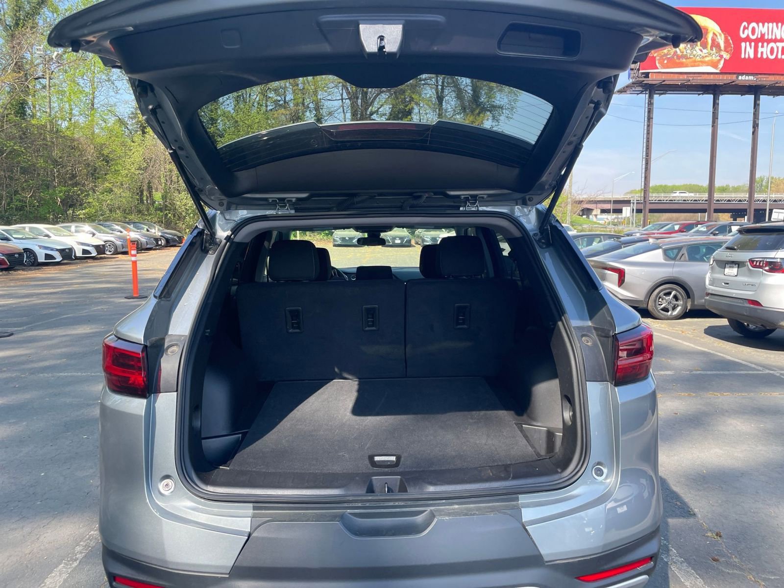 Thumbnail: 2025 Chevrolet Blazer - 30