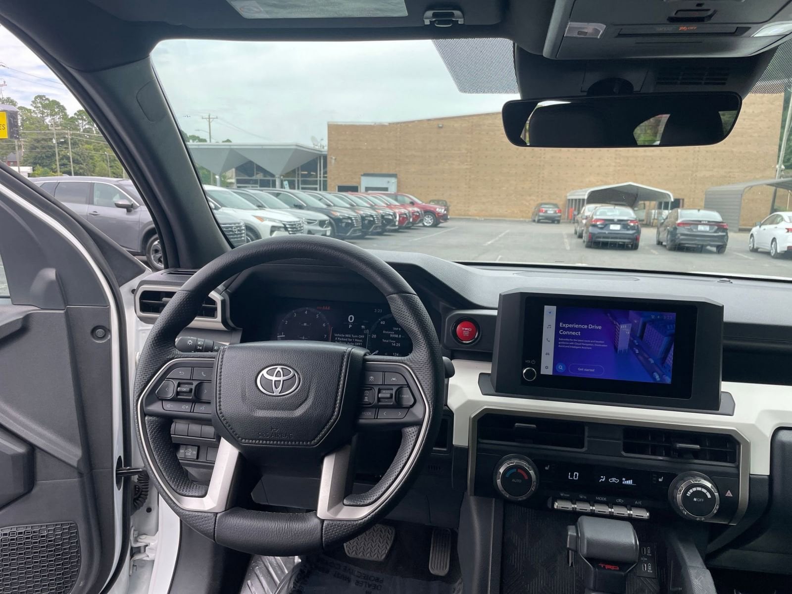 Thumbnail: 2024 Toyota Tacoma - 32