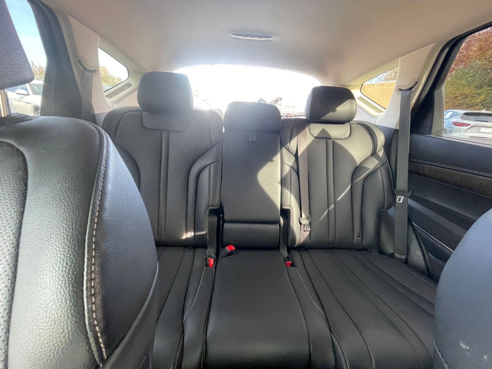 Thumbnail: 2024 Genesis GV80 - 25