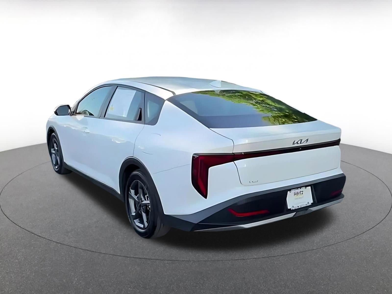 Thumbnail: 2025 Kia K4 - 11