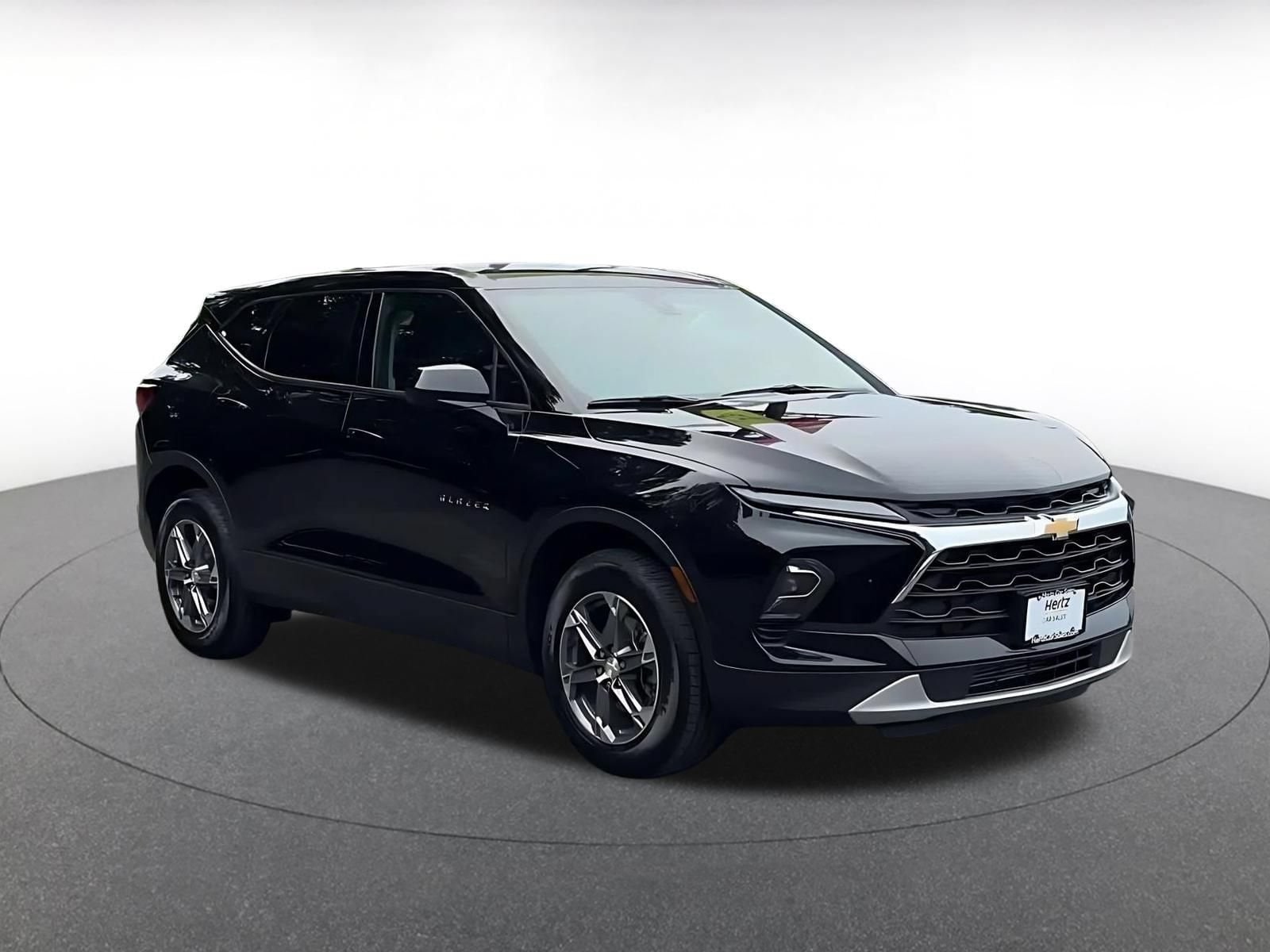 Thumbnail: 2026 Chevrolet Blazer - 2