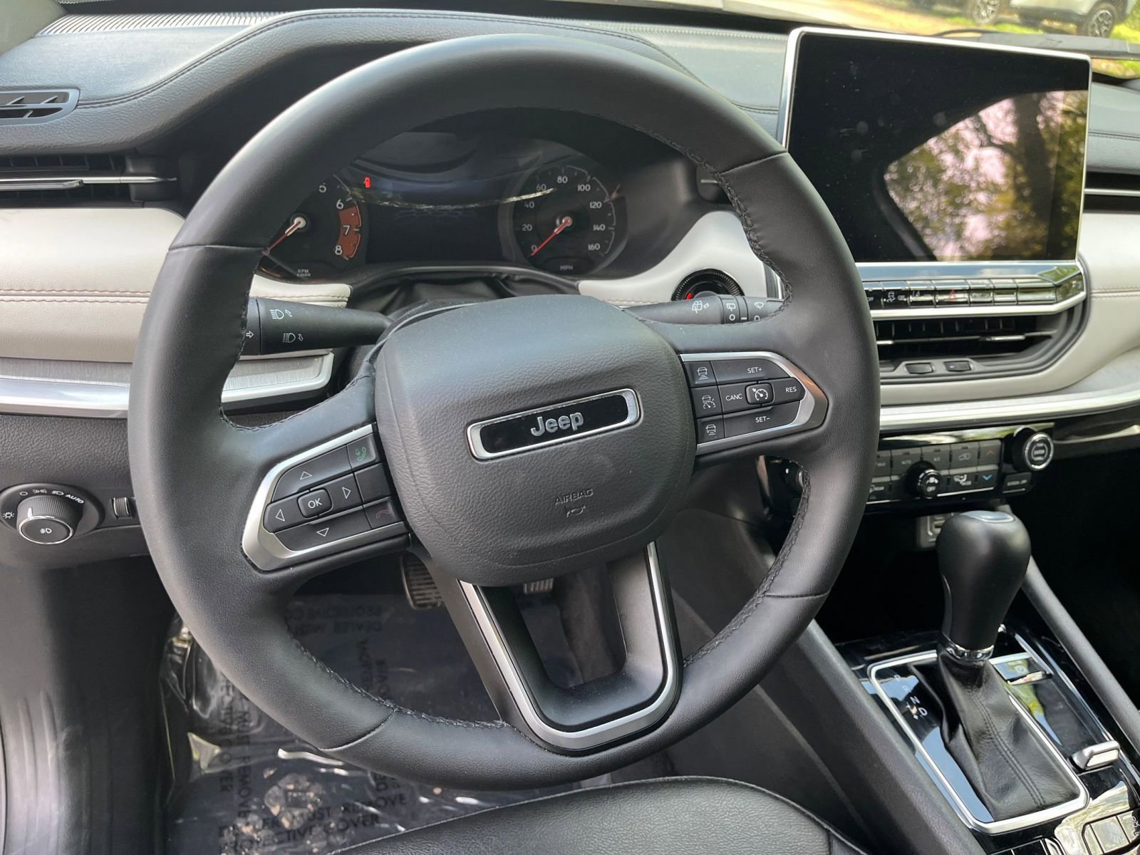 Thumbnail: 2025 Jeep Compass - 29