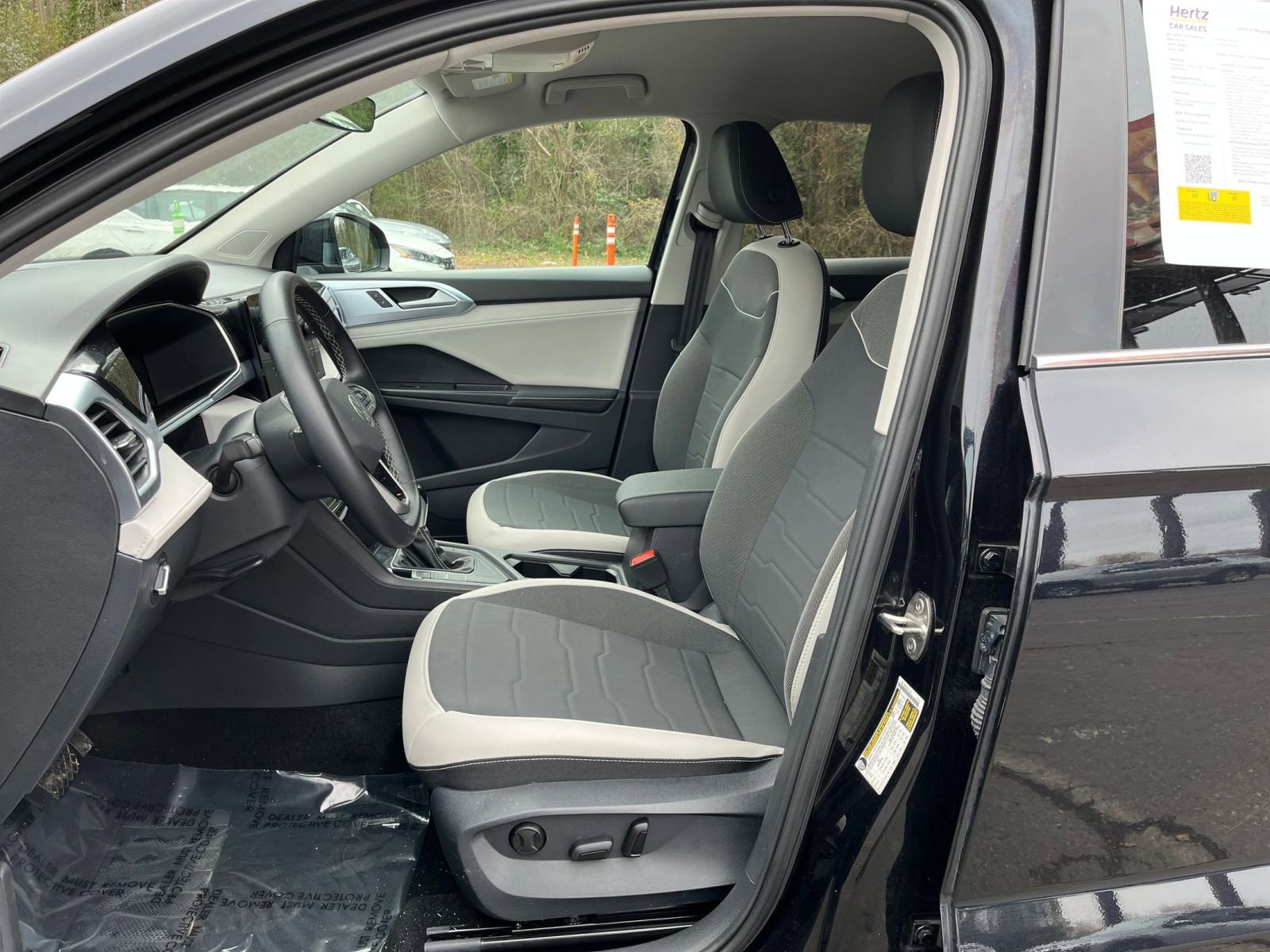 Thumbnail: 2025 Volkswagen Taos - 28