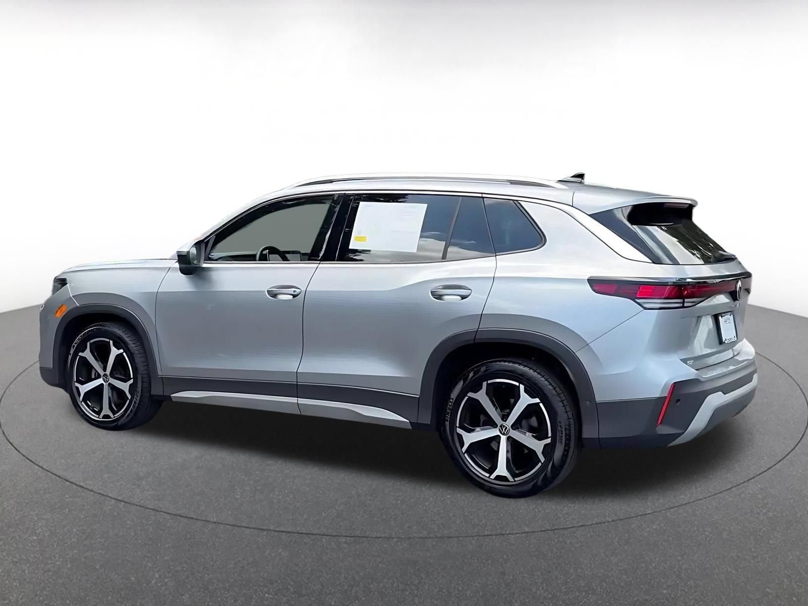 Thumbnail: 2026 Volkswagen Tiguan - 10