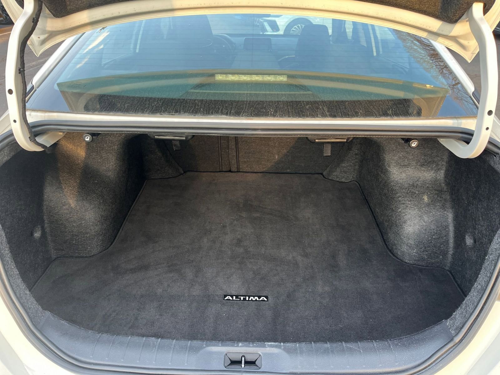 Thumbnail: 2025 Nissan Altima - 31