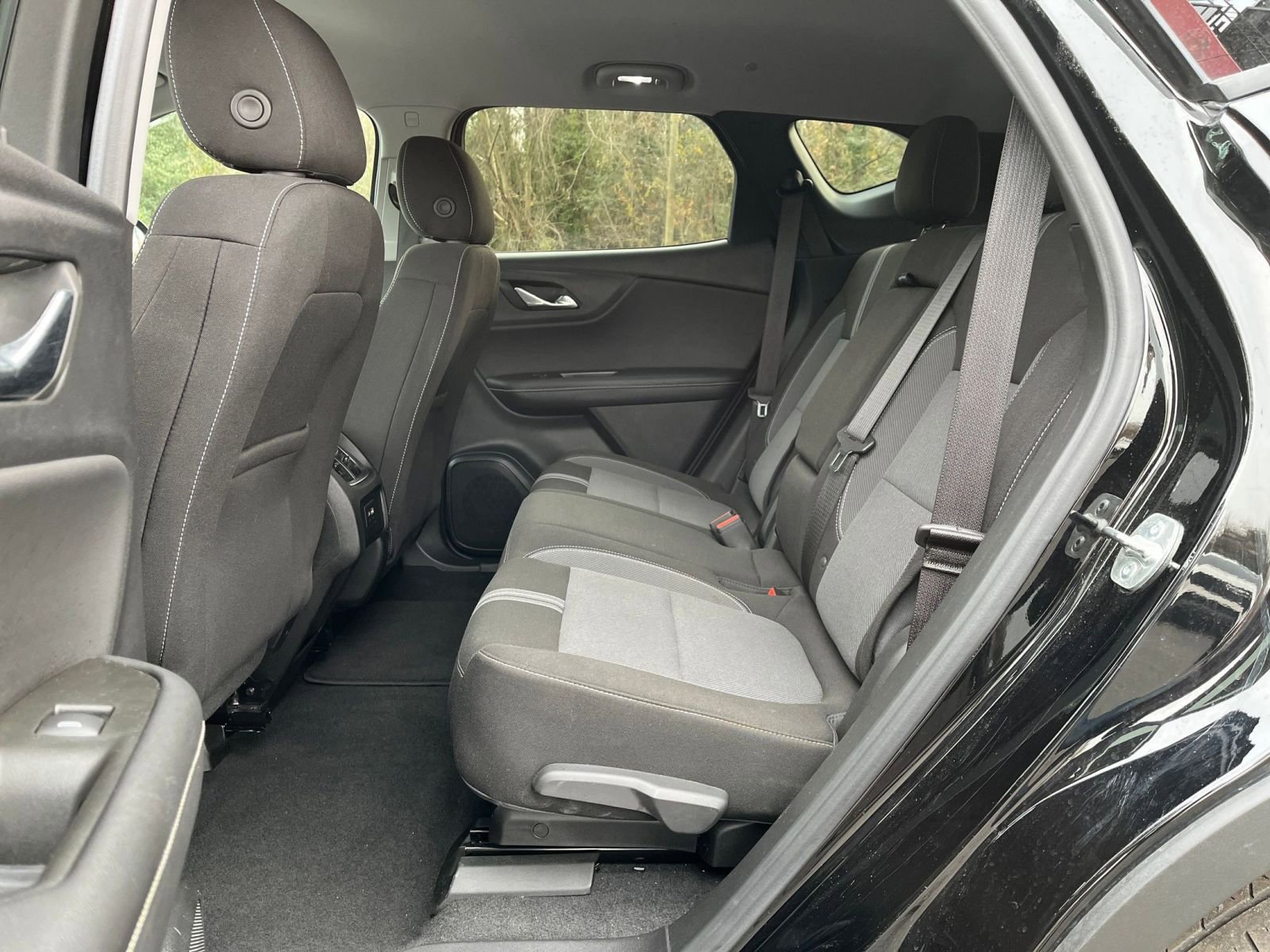 Thumbnail: 2025 Chevrolet Blazer - 27