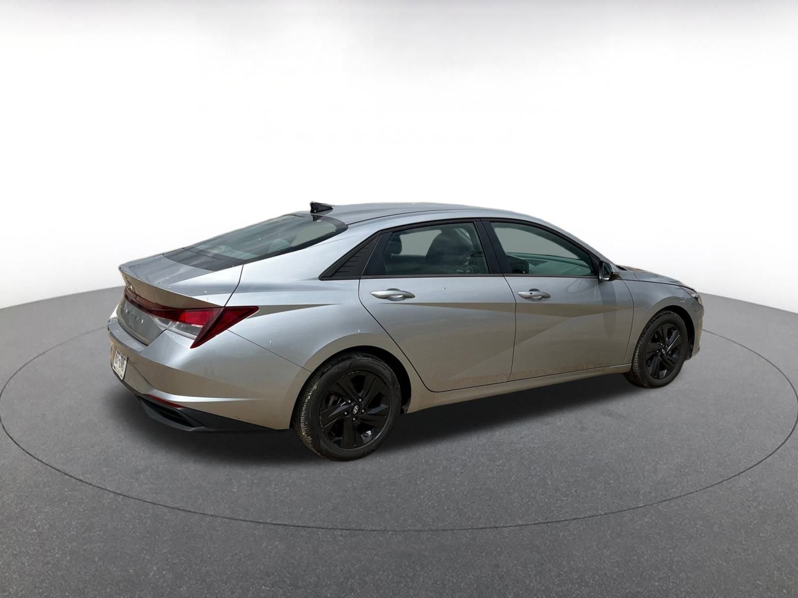Thumbnail: 2023 Hyundai Elantra - 12