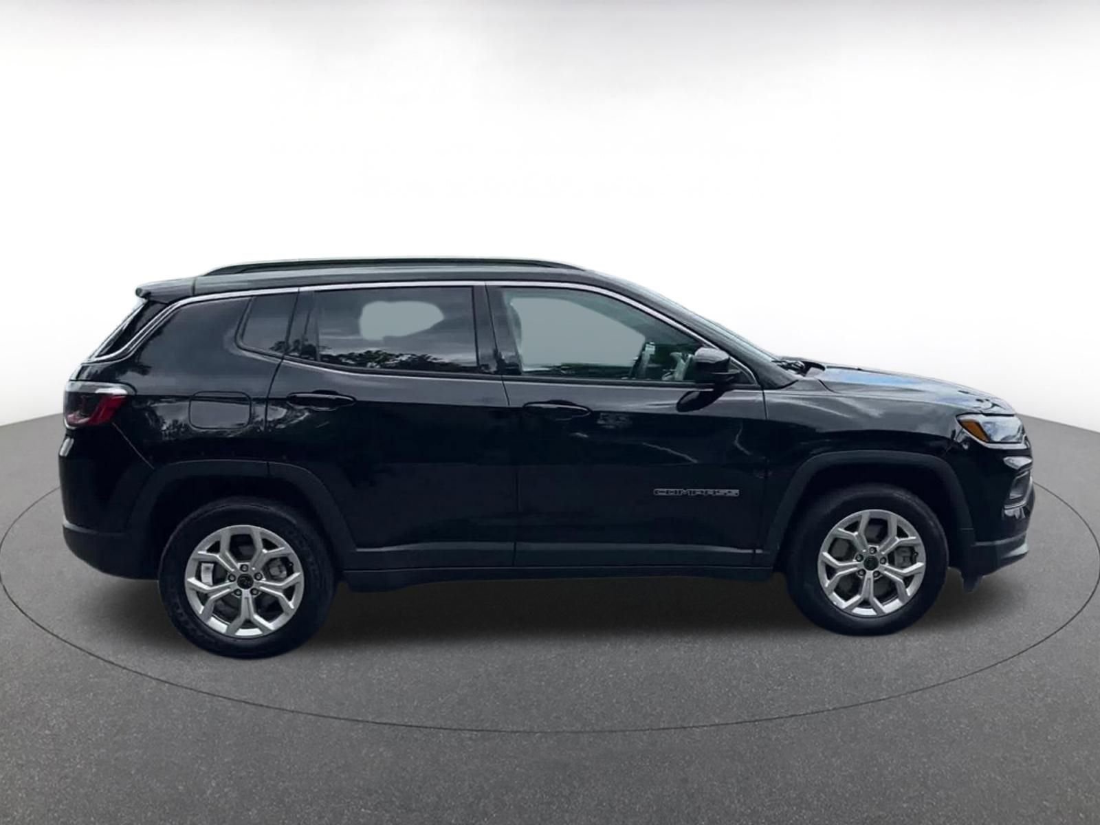 Thumbnail: 2025 Jeep Compass - 16