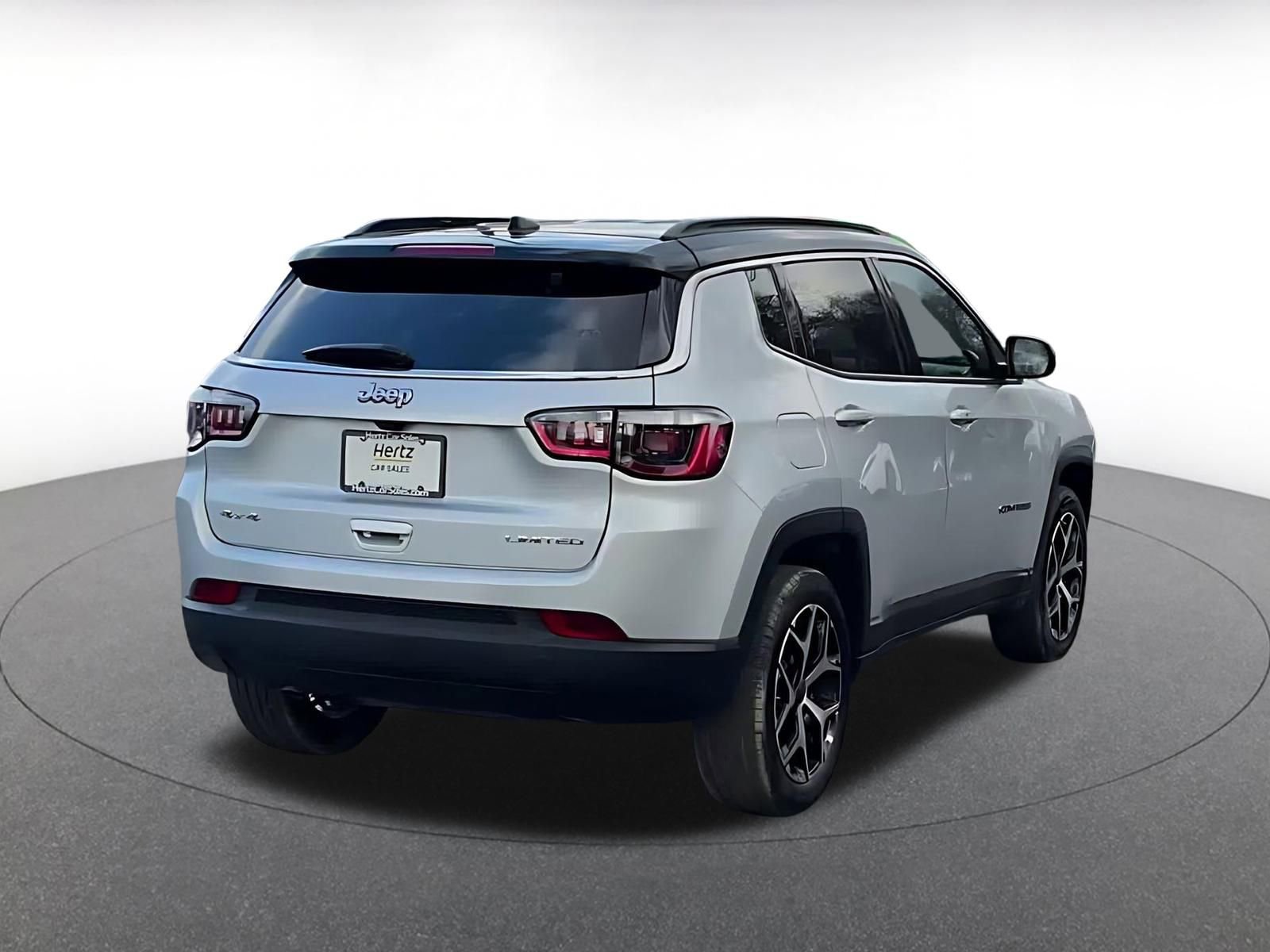 Thumbnail: 2025 Jeep Compass - 14