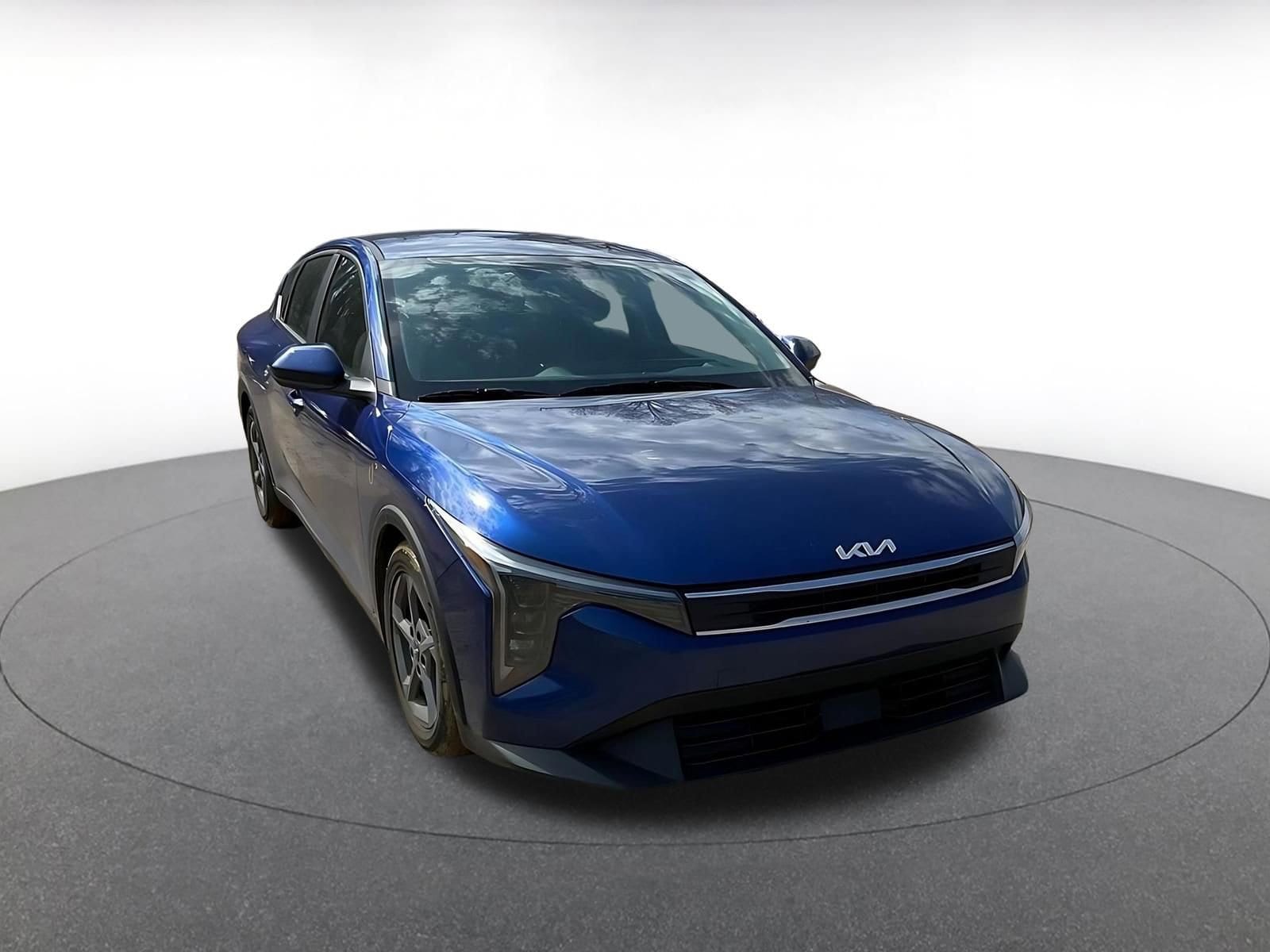 Thumbnail: 2025 Kia K4 - 1