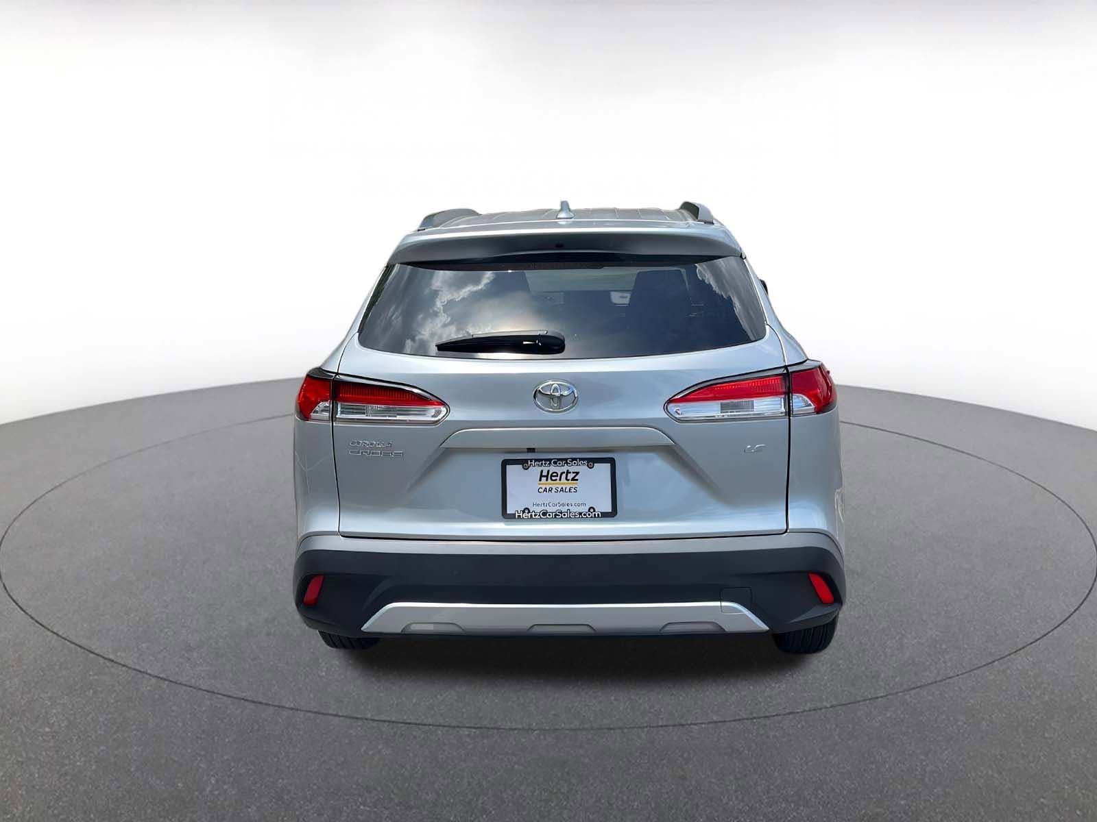 Thumbnail: 2023 Toyota Corolla Cross - 11