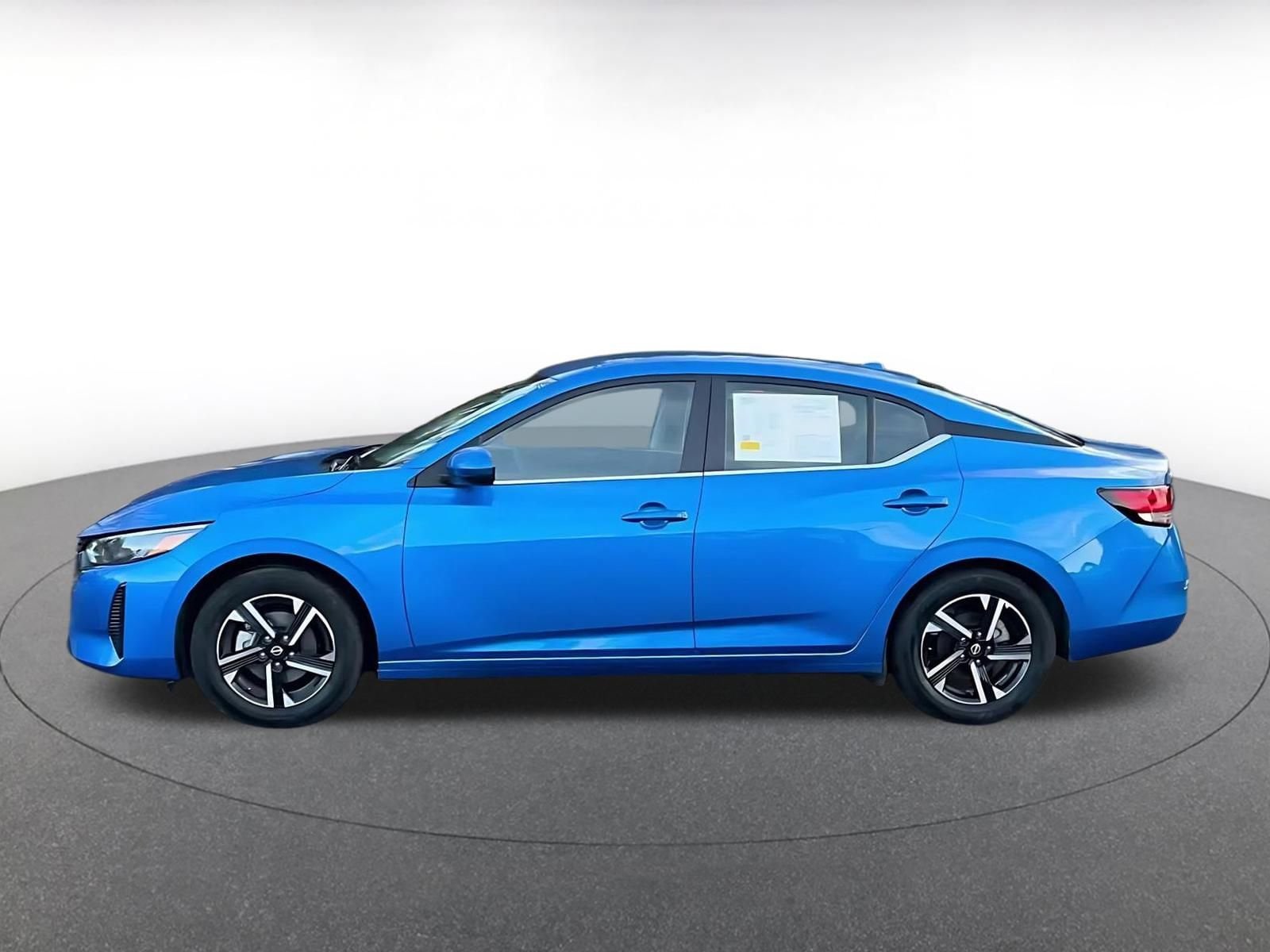 Thumbnail: 2025 Nissan Sentra - 9