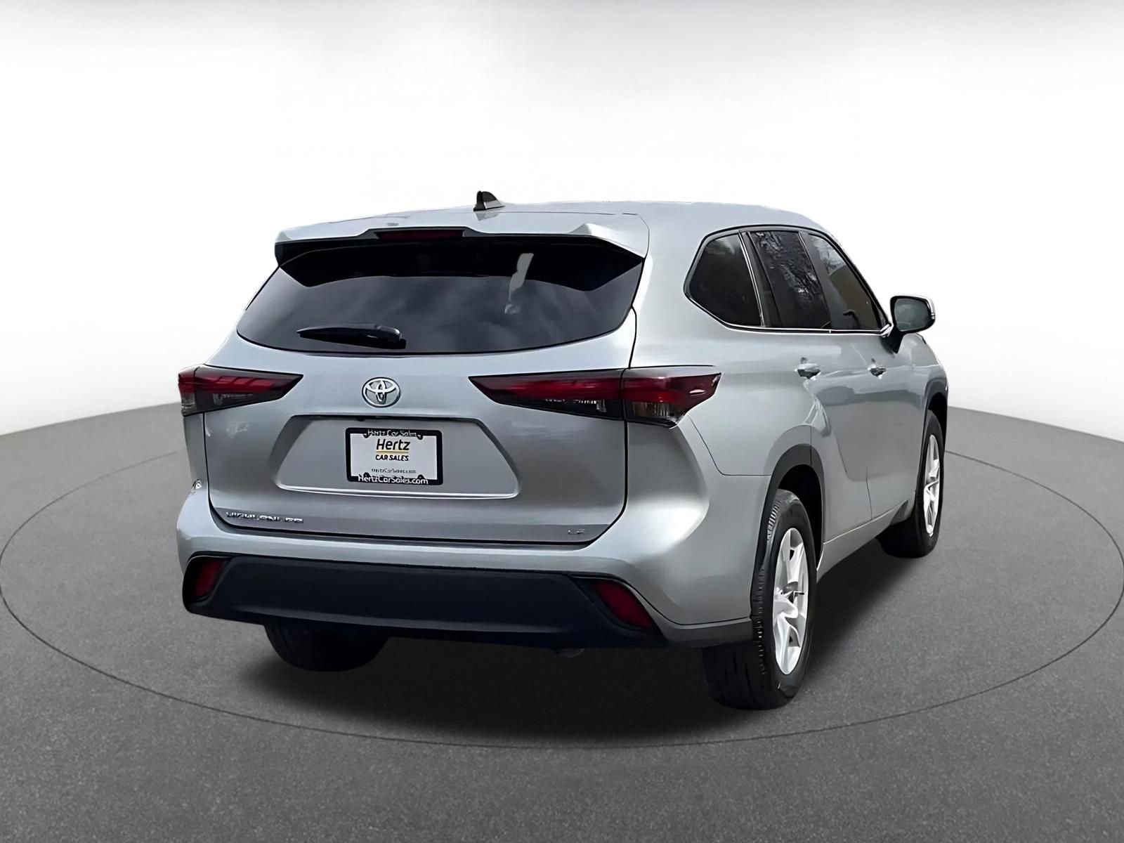 Thumbnail: 2025 Toyota Highlander - 14