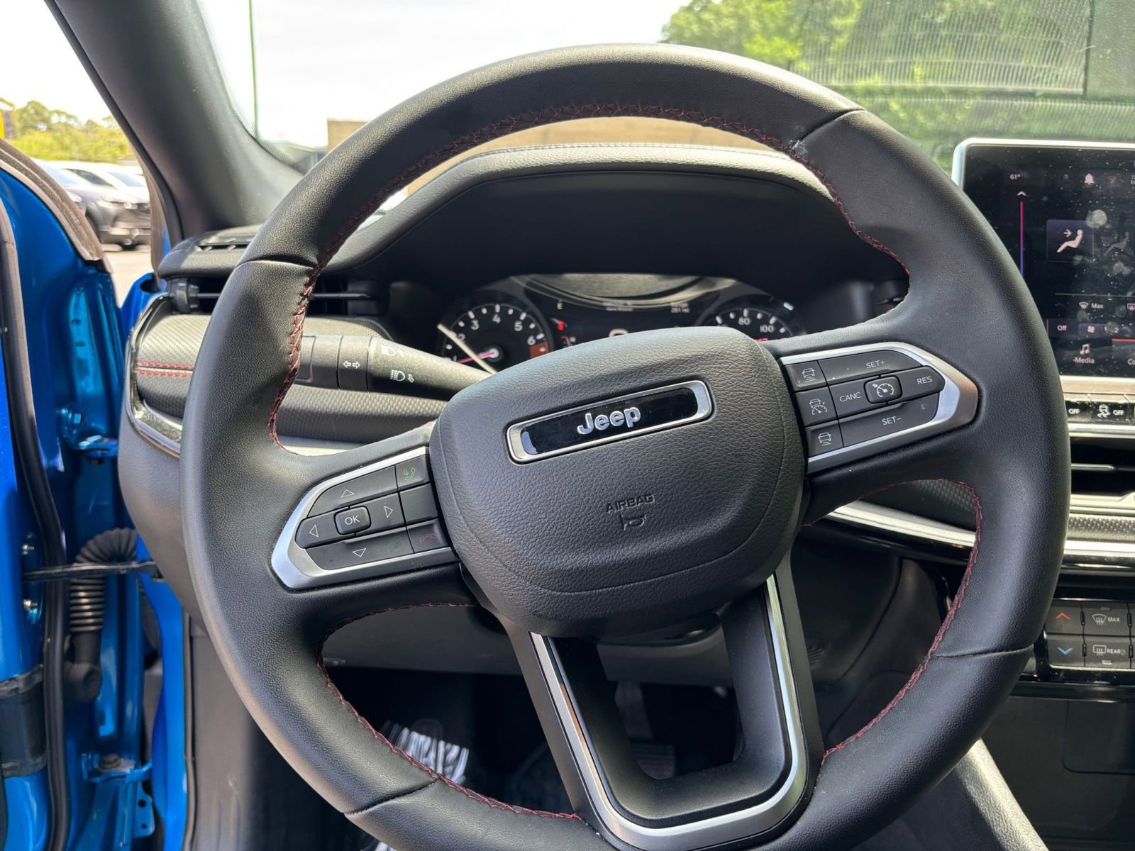 Thumbnail: 2025 Jeep Compass - 27