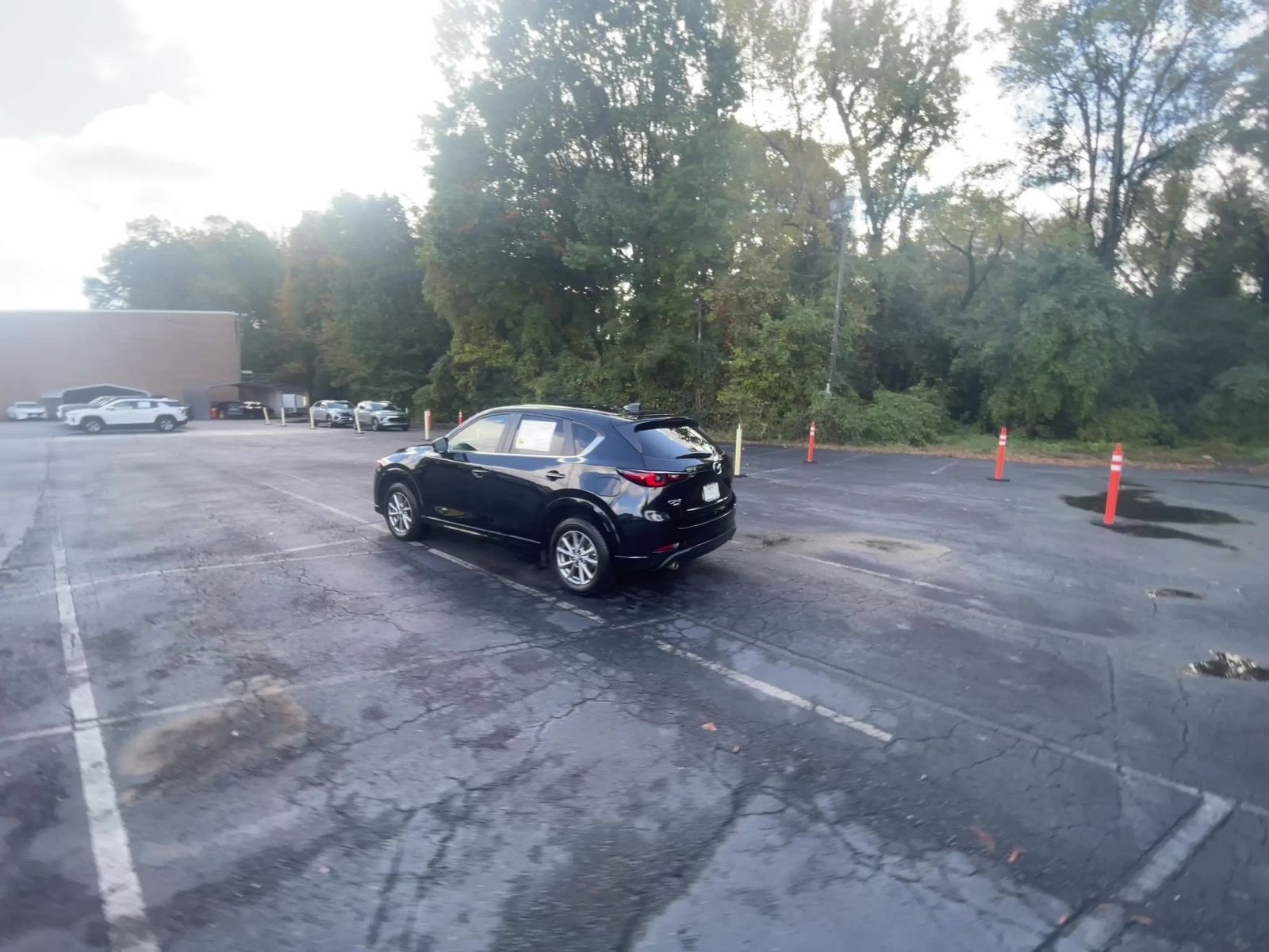 Thumbnail: 2025 Mazda CX-5 - 15