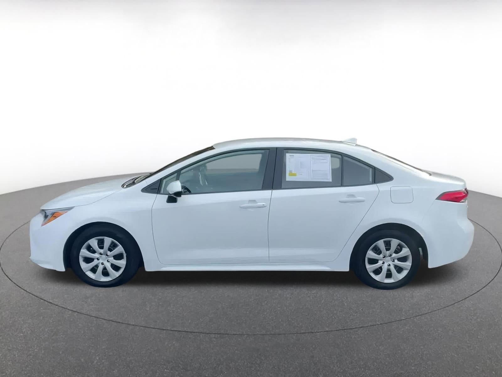 Thumbnail: 2025 Toyota Corolla - 9