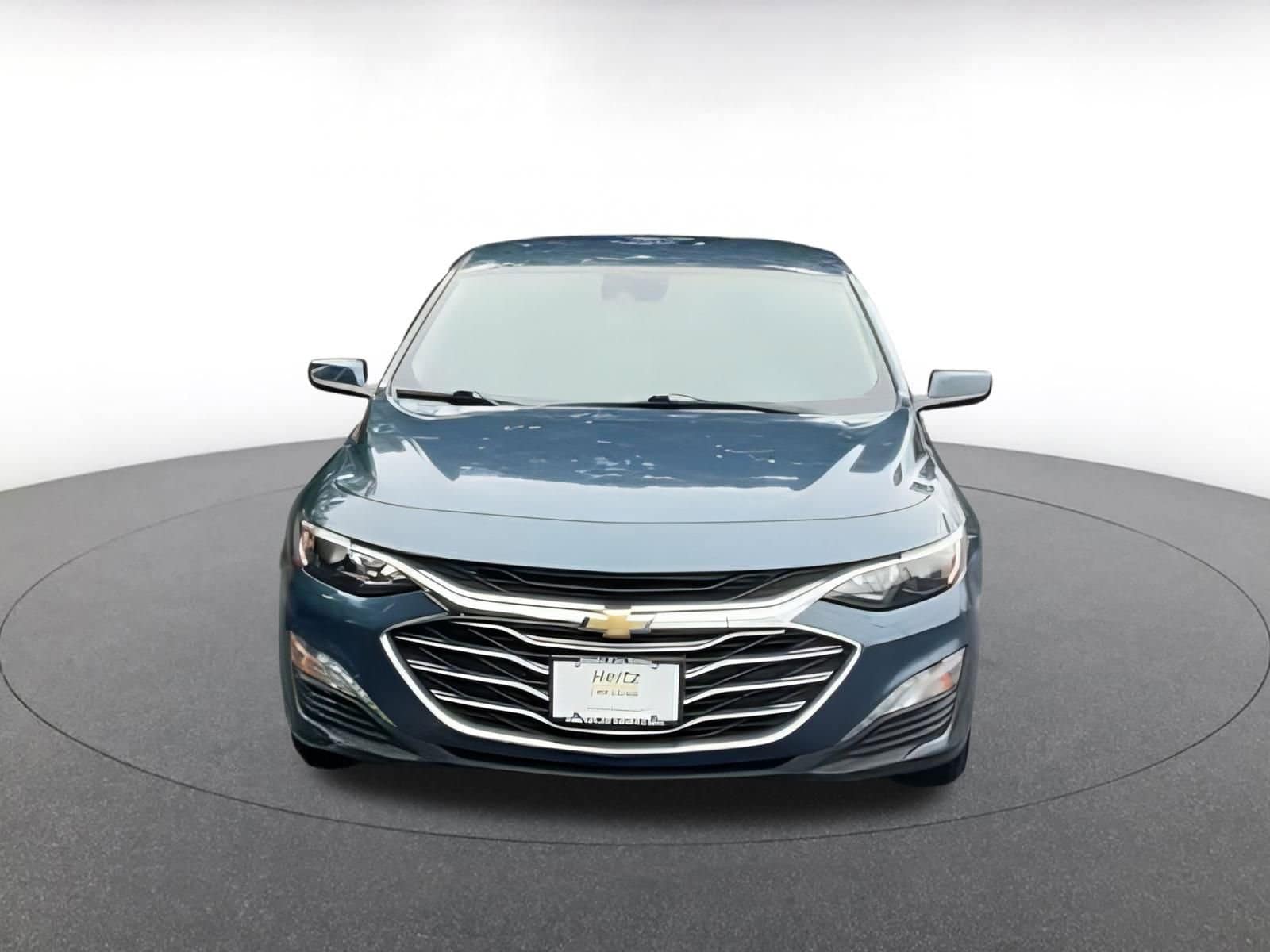 Thumbnail: 2024 Chevrolet Malibu - 4