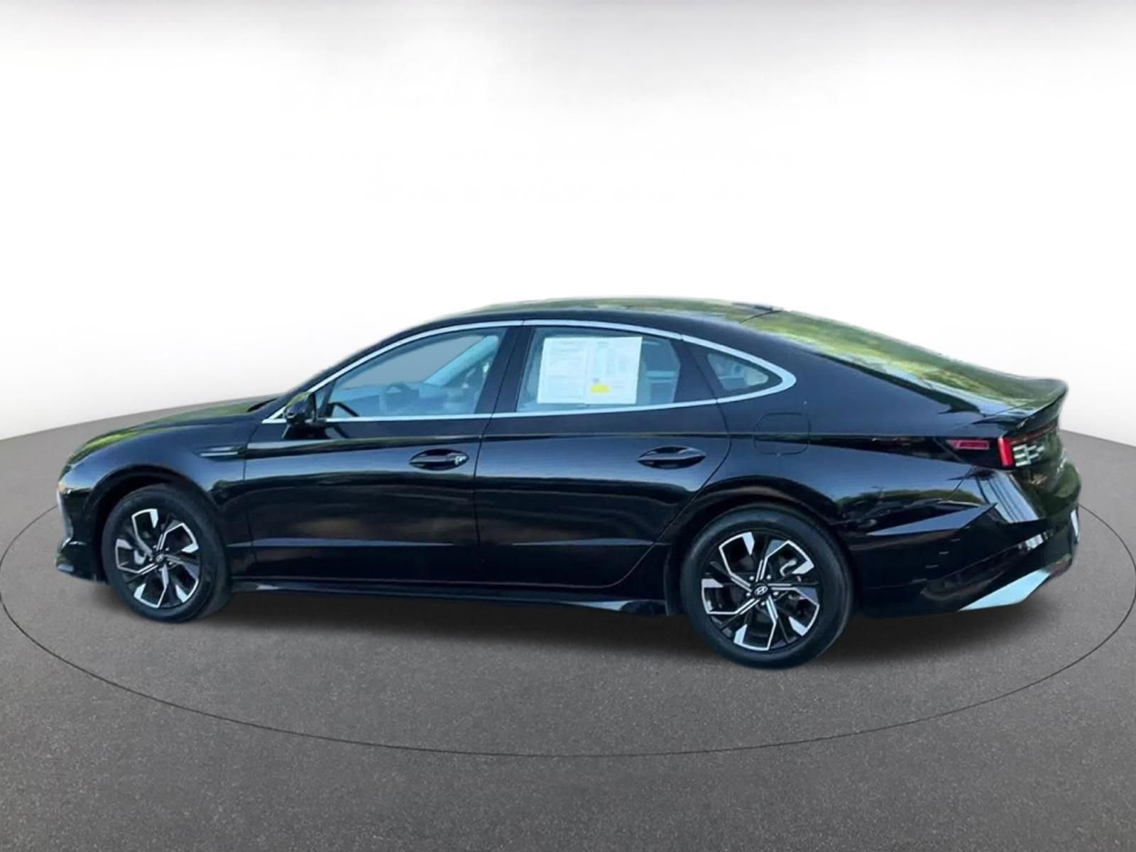 Thumbnail: 2025 Hyundai Sonata - 10