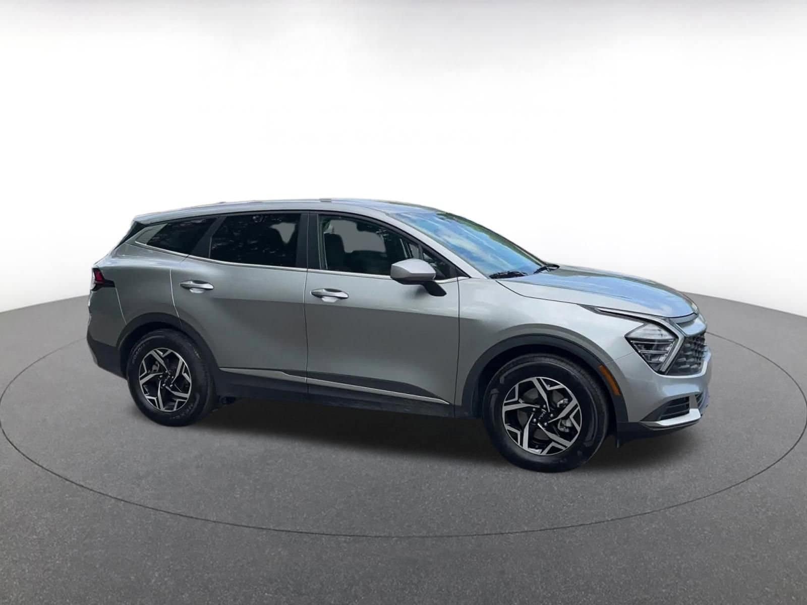 Thumbnail: 2025 Kia Sportage - 2