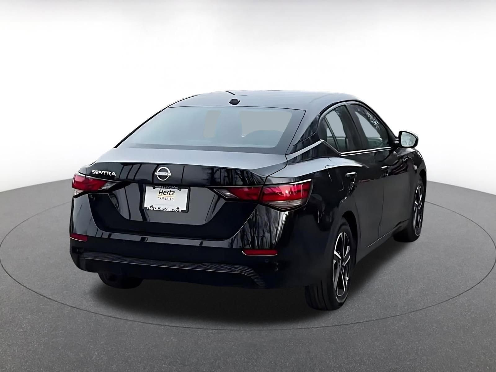 Thumbnail: 2025 Nissan Sentra - 14