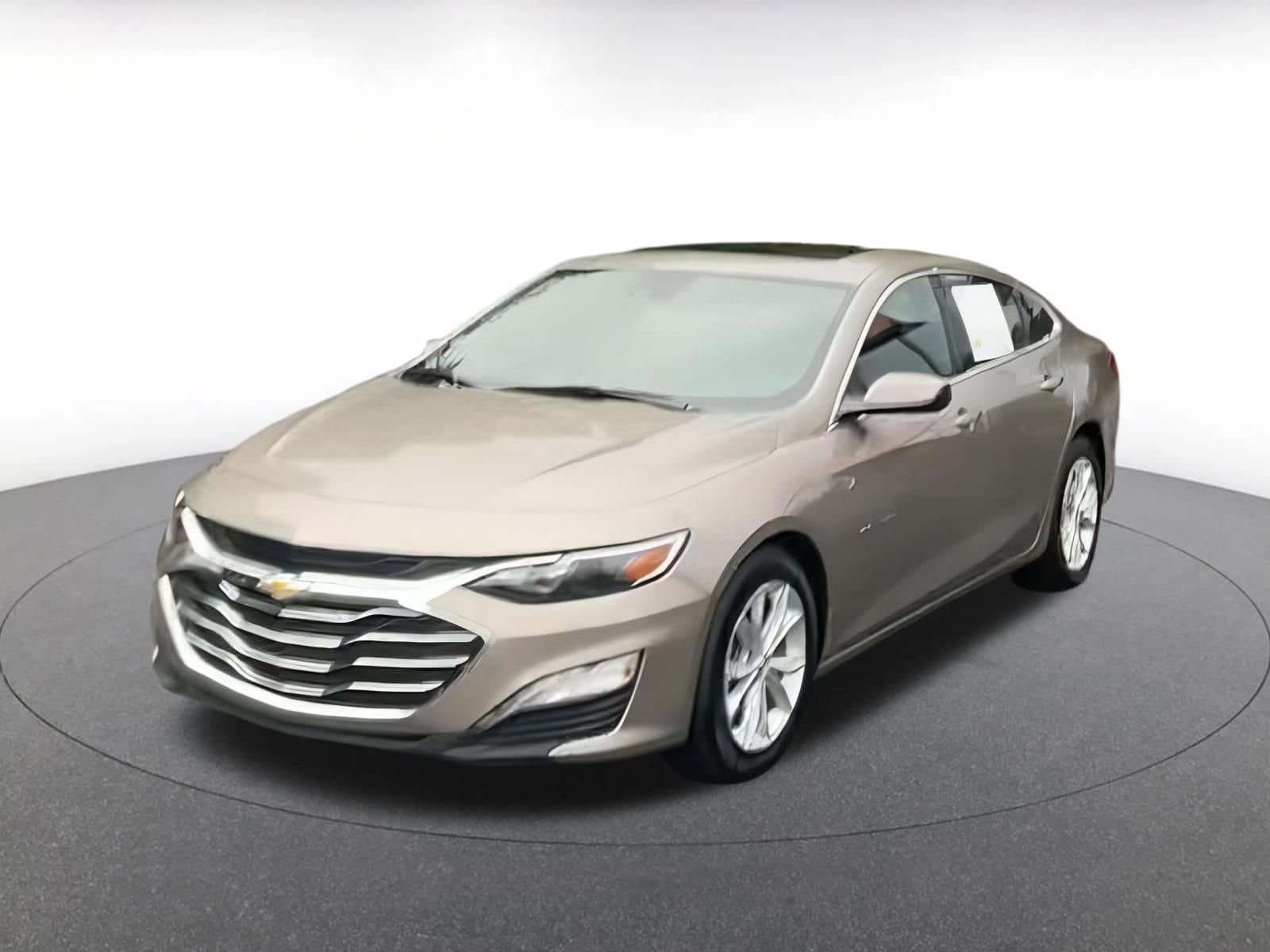 Thumbnail: 2024 Chevrolet Malibu - 3
