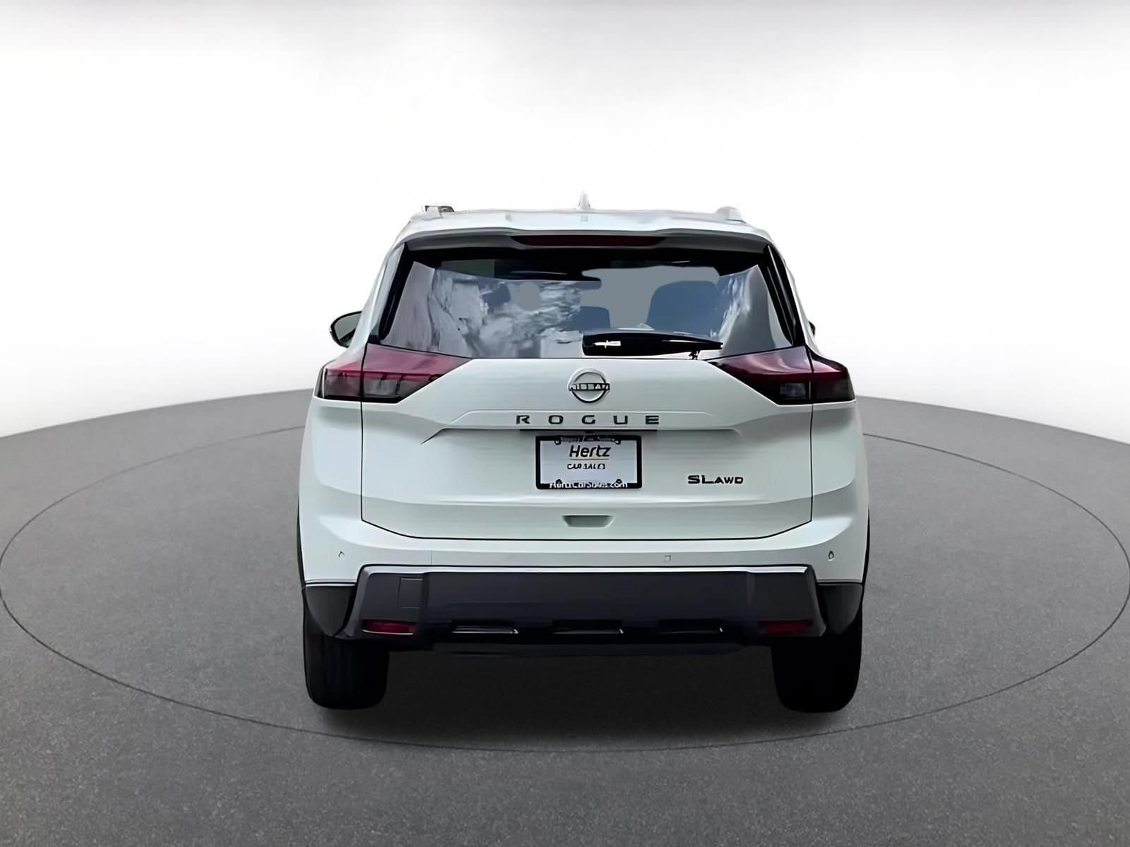 Thumbnail: 2026 Nissan Rogue - 12