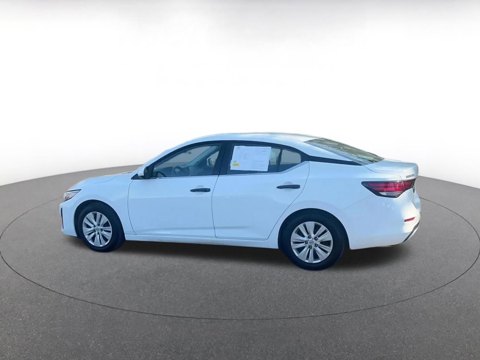 Thumbnail: 2025 Nissan Sentra - 10