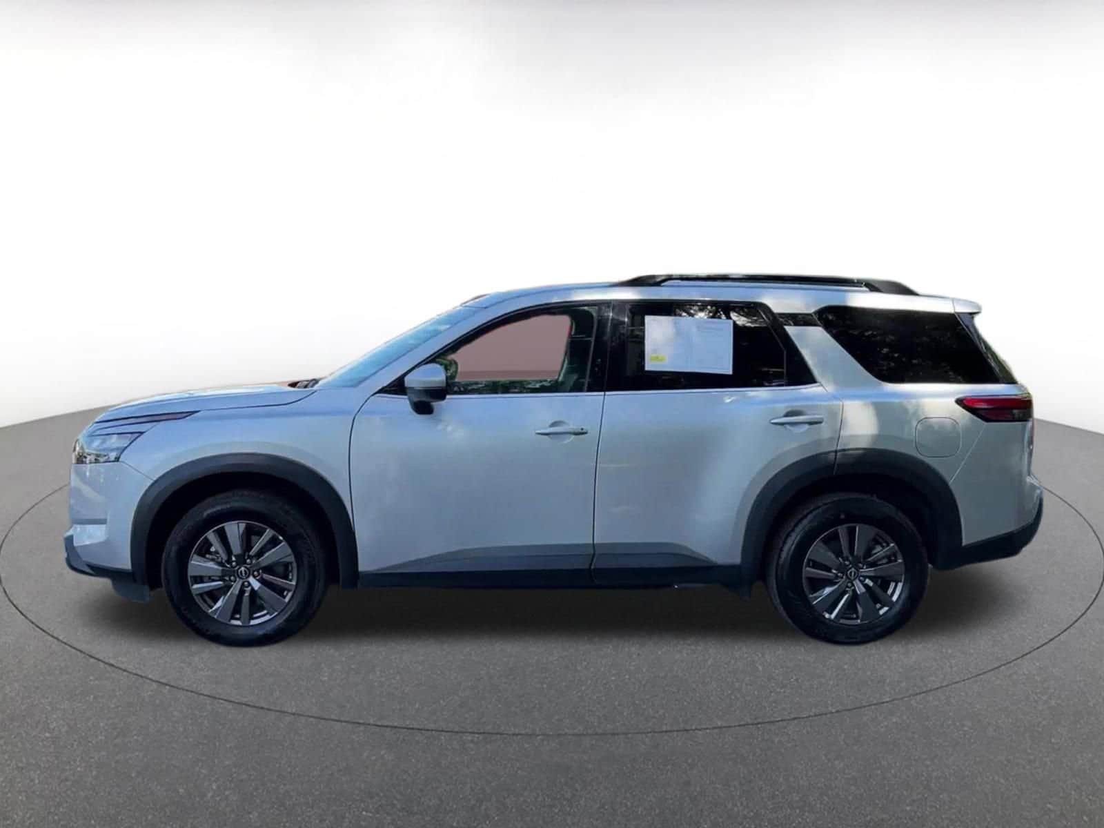 Thumbnail: 2025 Nissan Pathfinder - 8