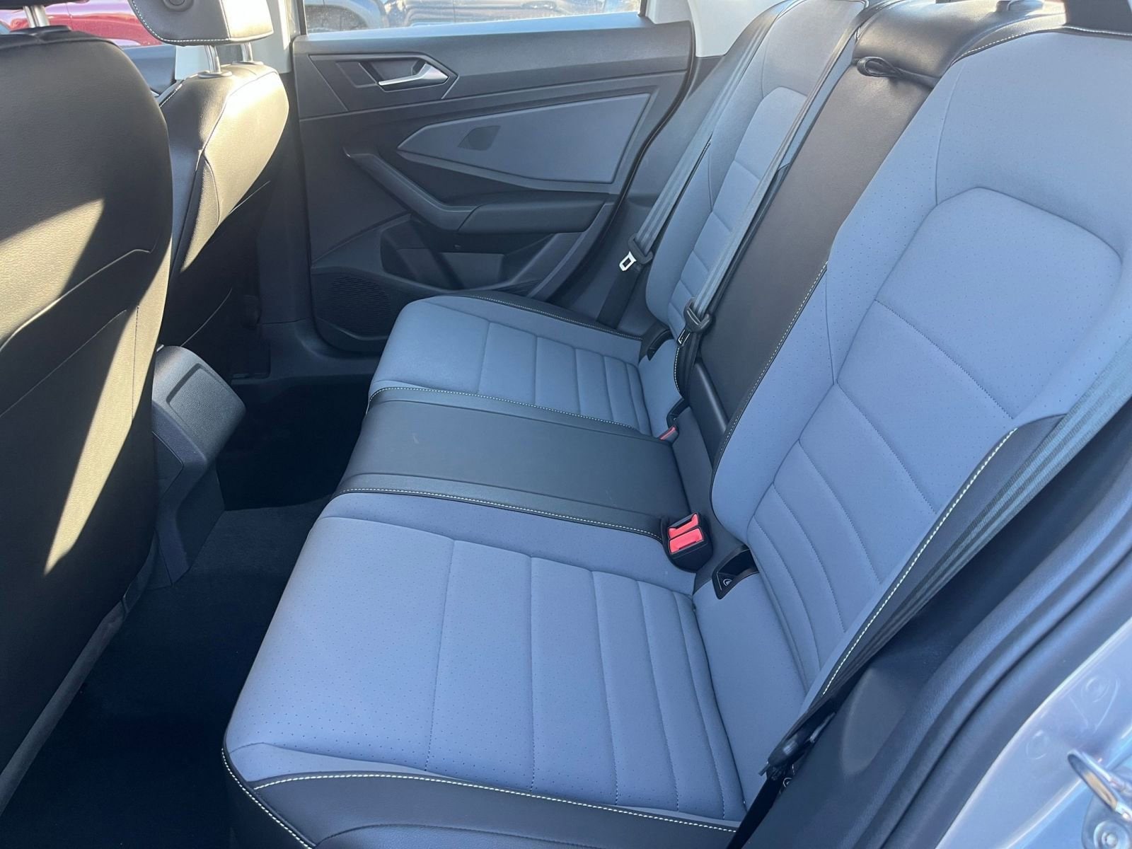 Thumbnail: 2025 Volkswagen Jetta - 22