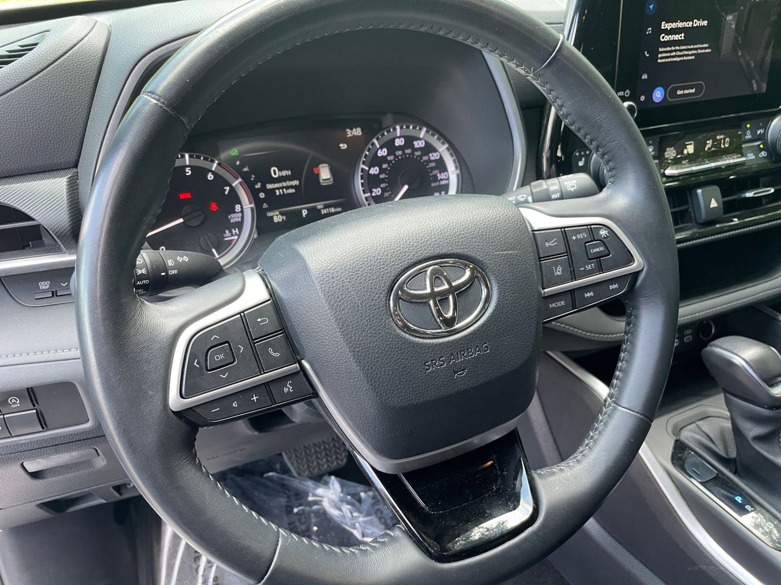 Thumbnail: 2024 Toyota Highlander - 28