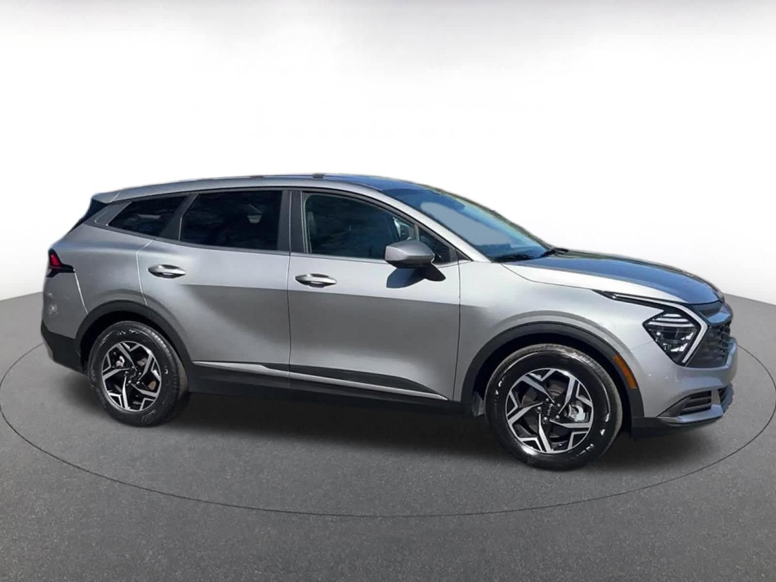 Thumbnail: 2025 Kia Sportage - 16