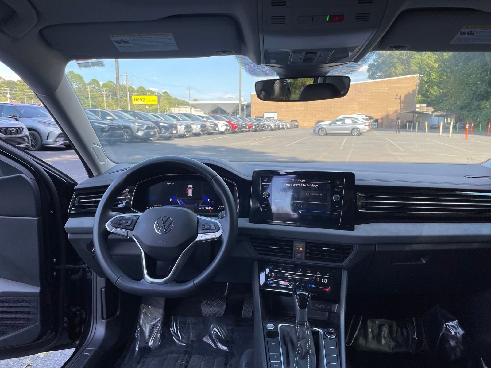 Thumbnail: 2025 Volkswagen Jetta - 30