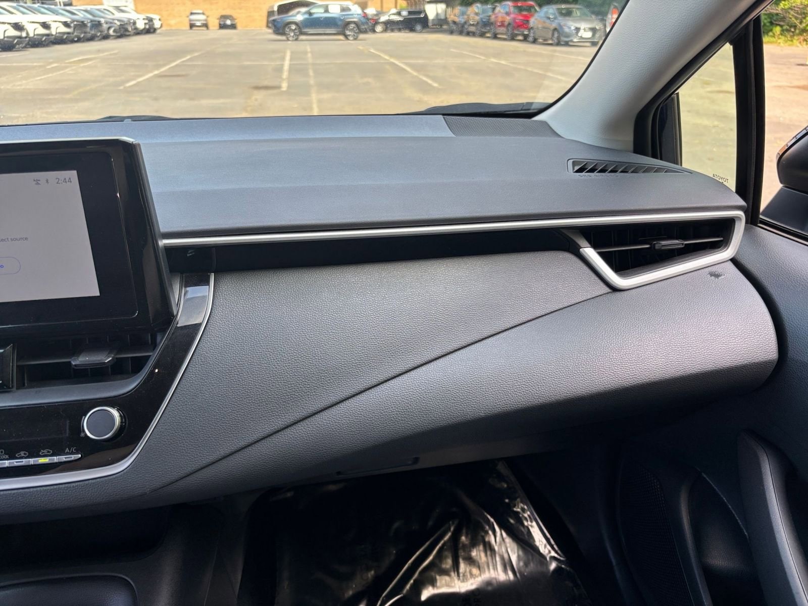 Thumbnail: 2025 Toyota Corolla - 34