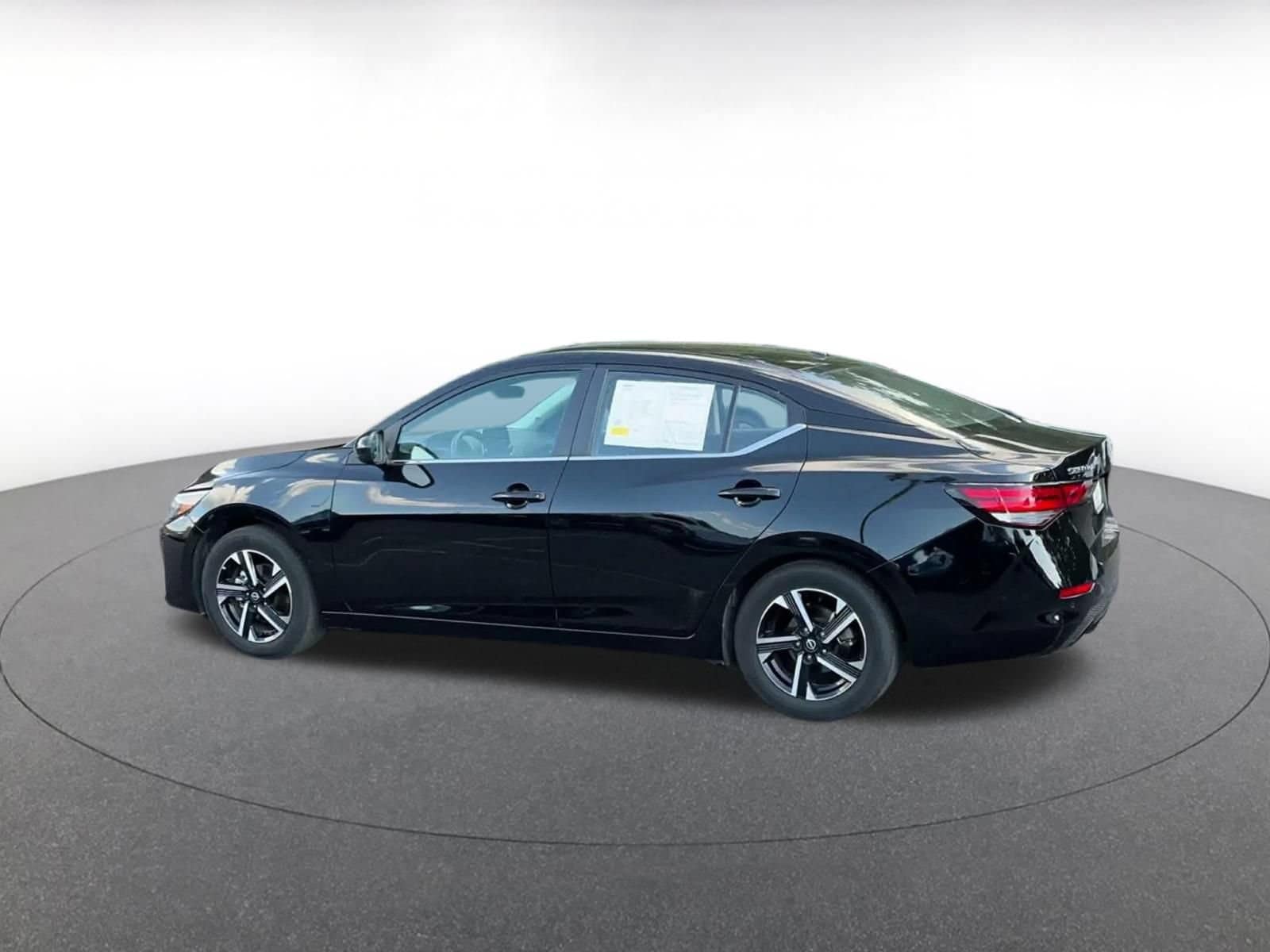 Thumbnail: 2025 Nissan Sentra - 8