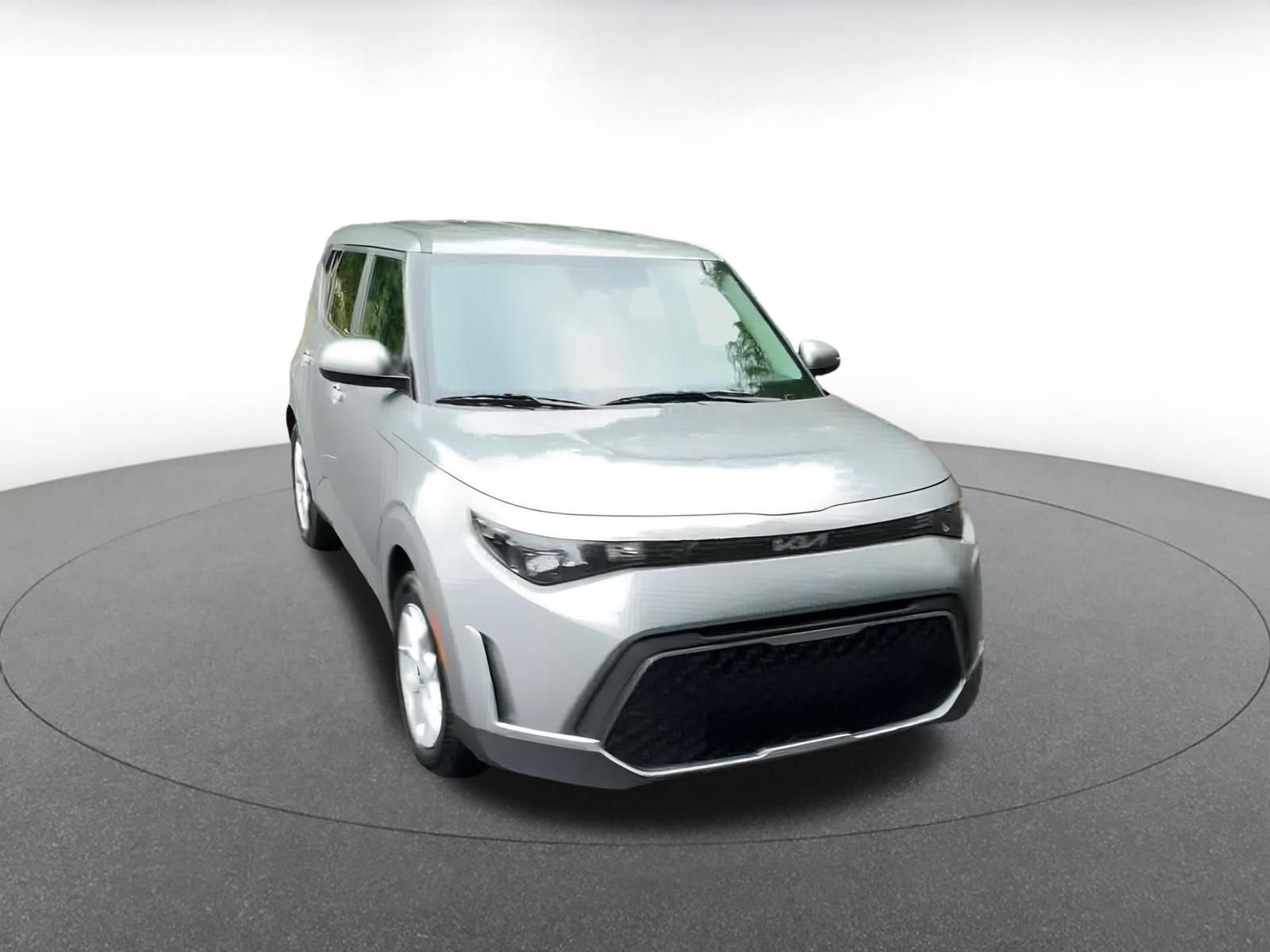 Thumbnail: 2023 Kia Soul - 3