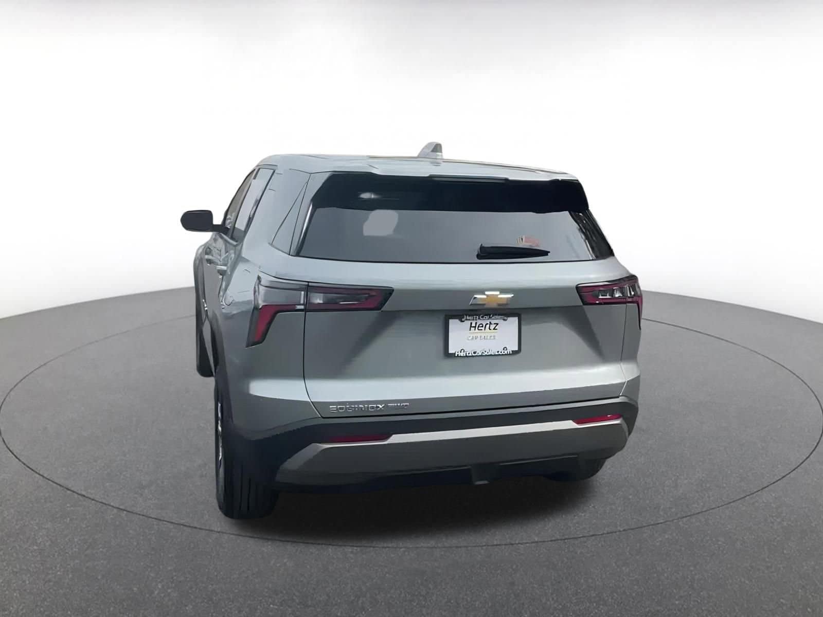 Thumbnail: 2025 Chevrolet Equinox - 10