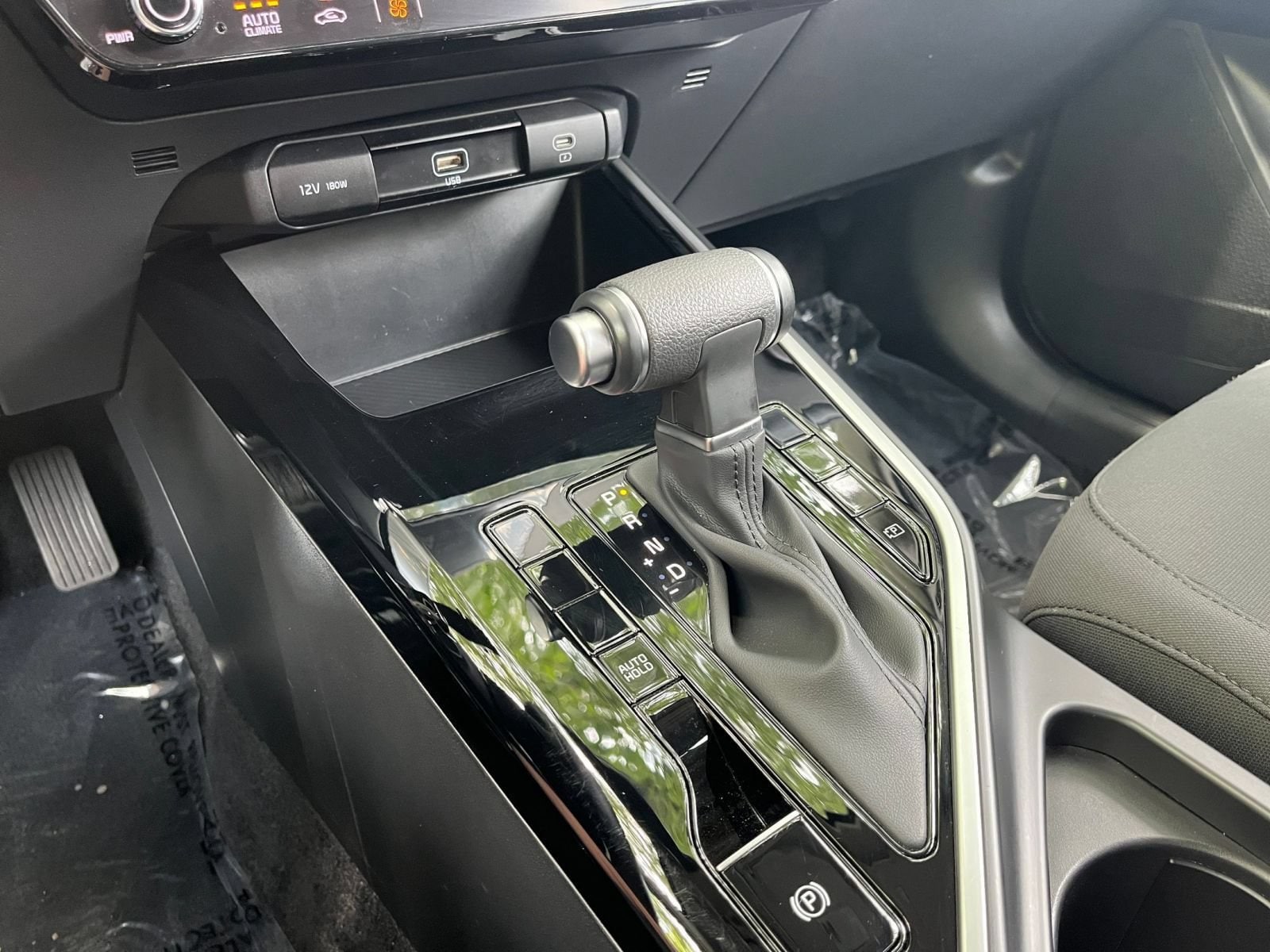 Thumbnail: 2026 Kia Niro - 34
