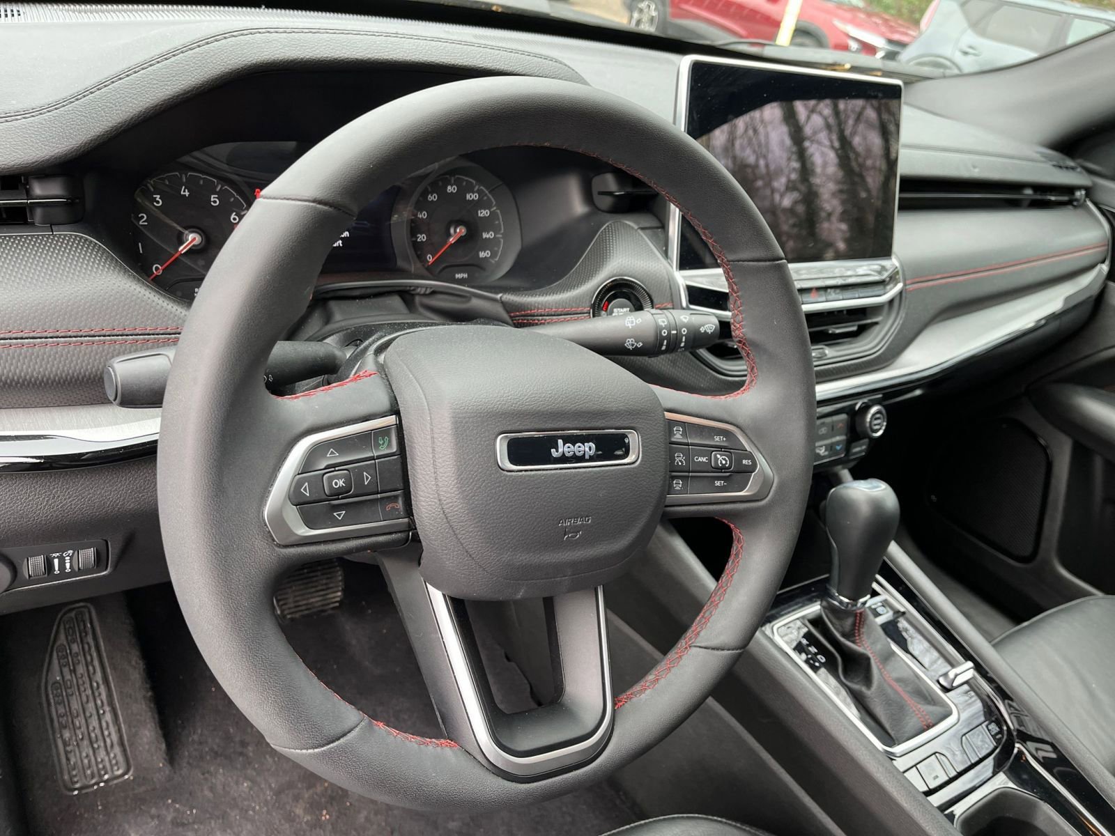 Thumbnail: 2025 Jeep Compass - 25