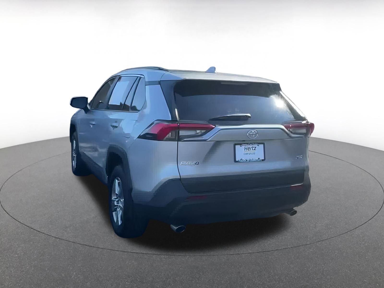 Thumbnail: 2025 Toyota RAV4 - 10