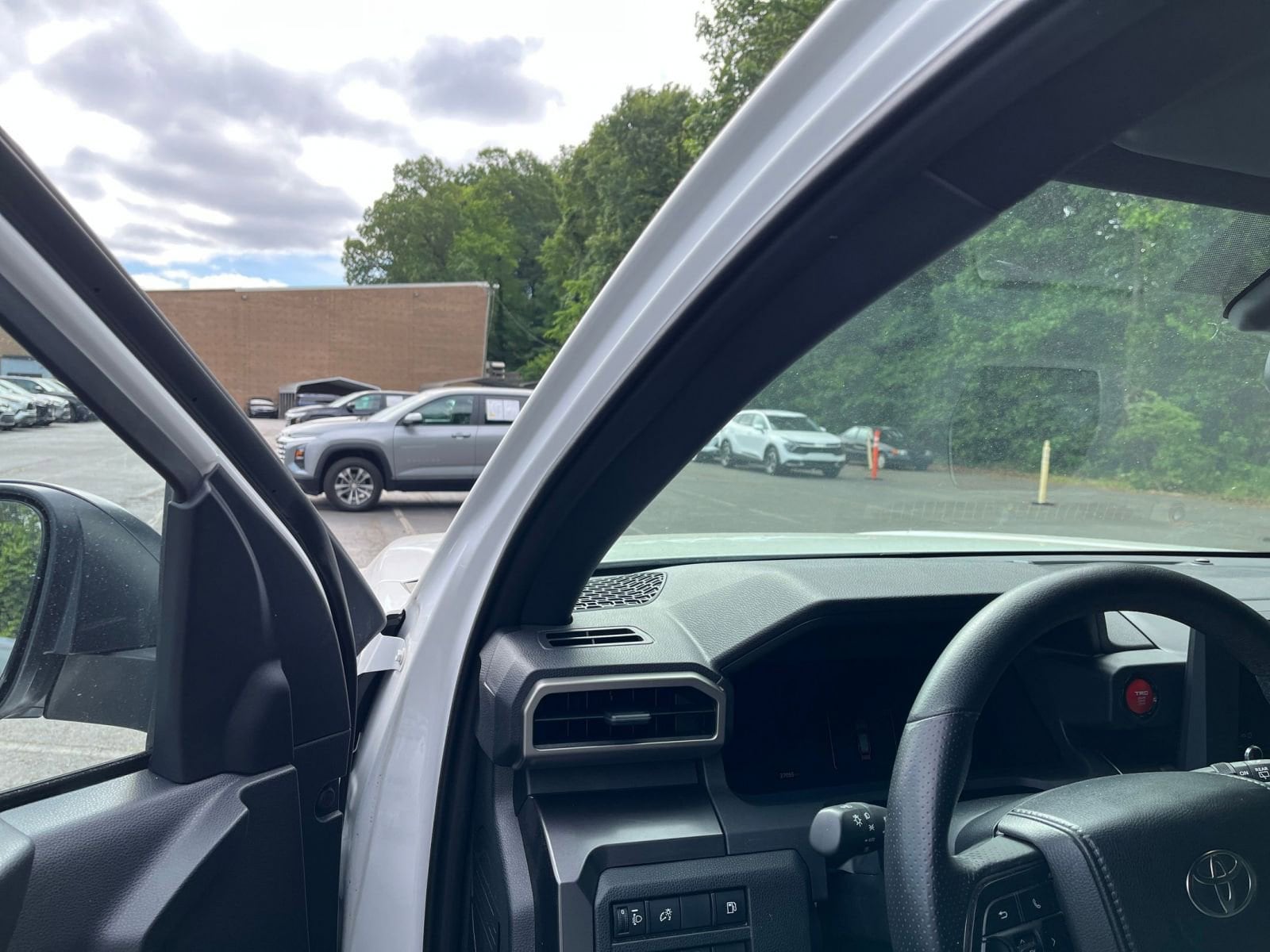Thumbnail: 2025 Toyota 4Runner - 34