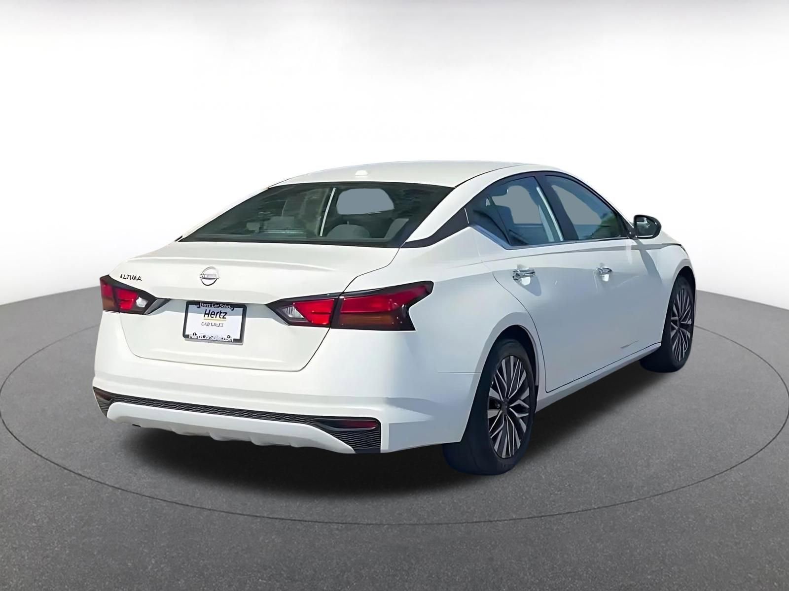 Thumbnail: 2025 Nissan Altima - 14