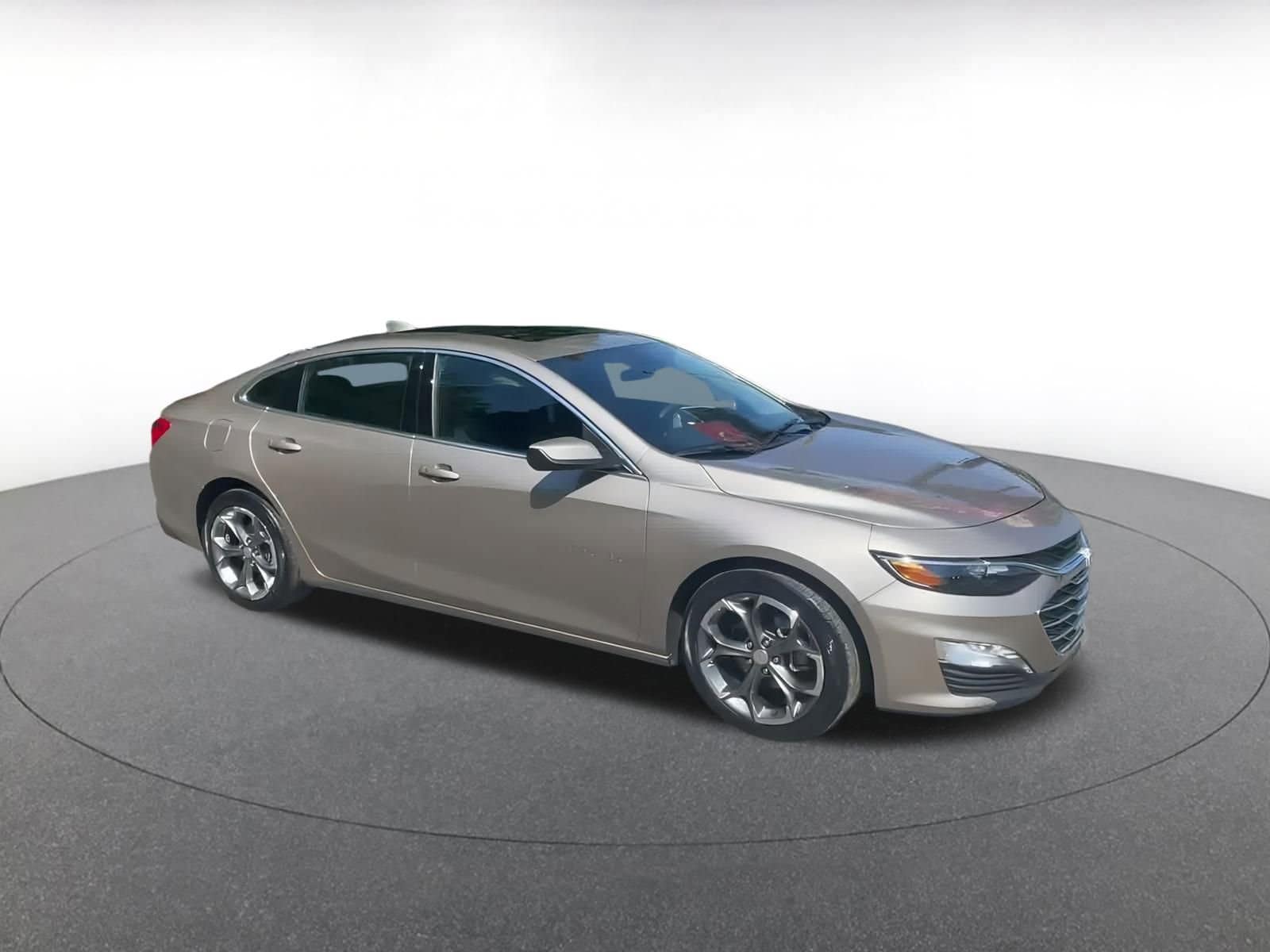 Thumbnail: 2024 Chevrolet Malibu - 2