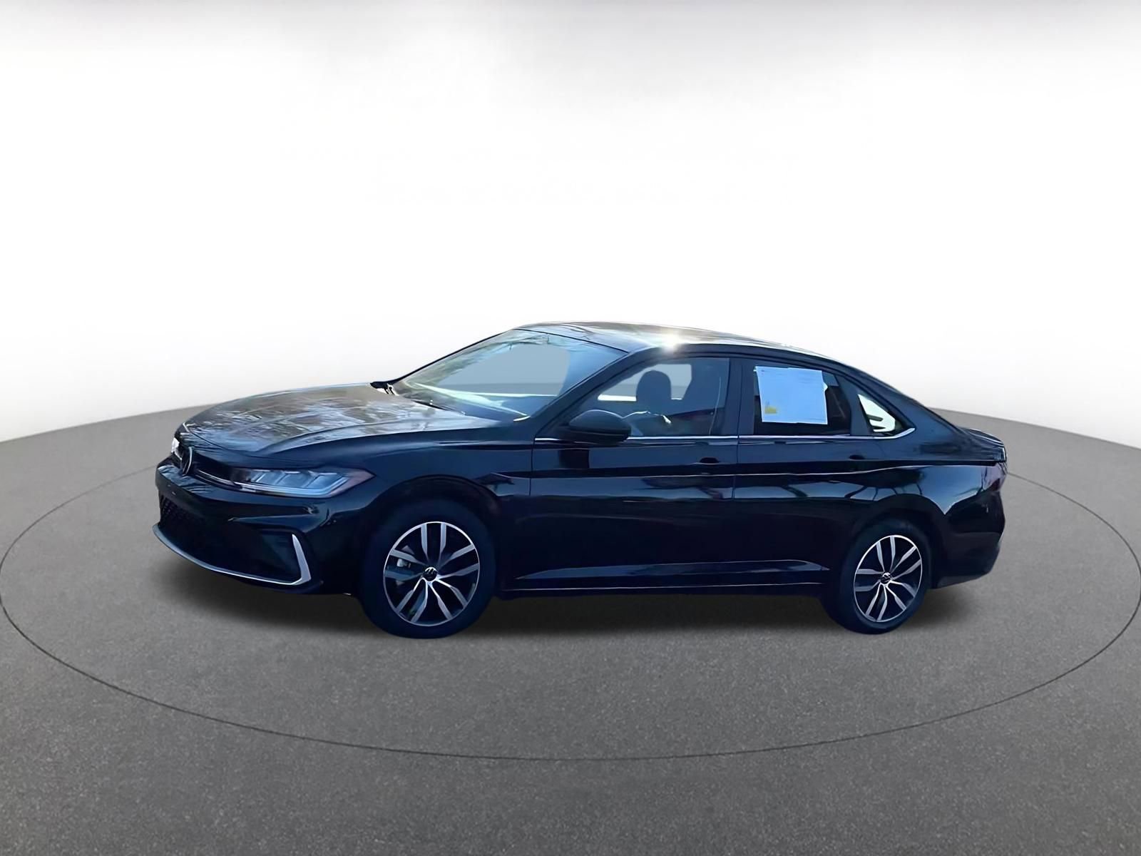 Thumbnail: 2025 Volkswagen Jetta - 8