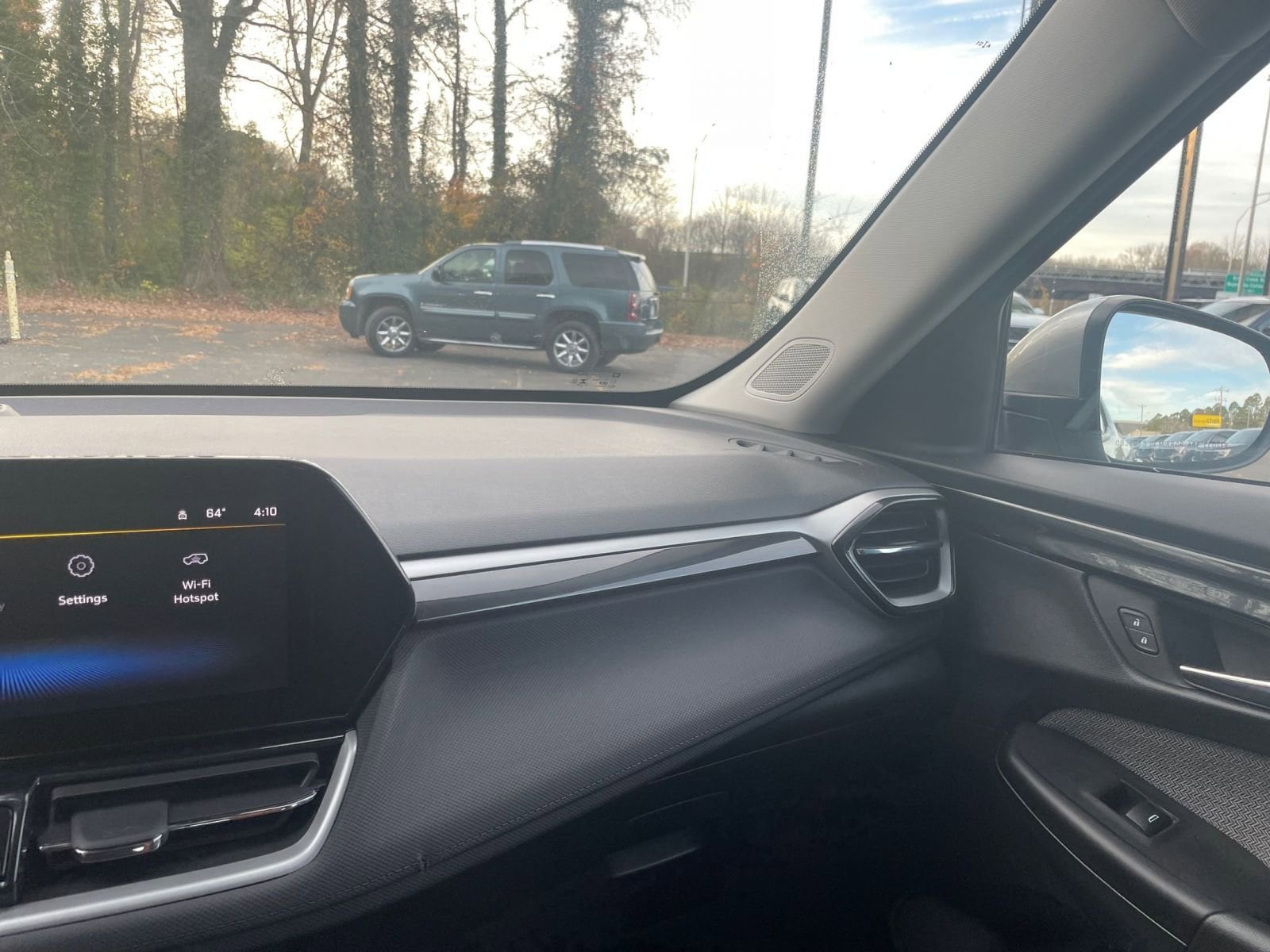 Thumbnail: 2025 Chevrolet TrailBlazer - 31