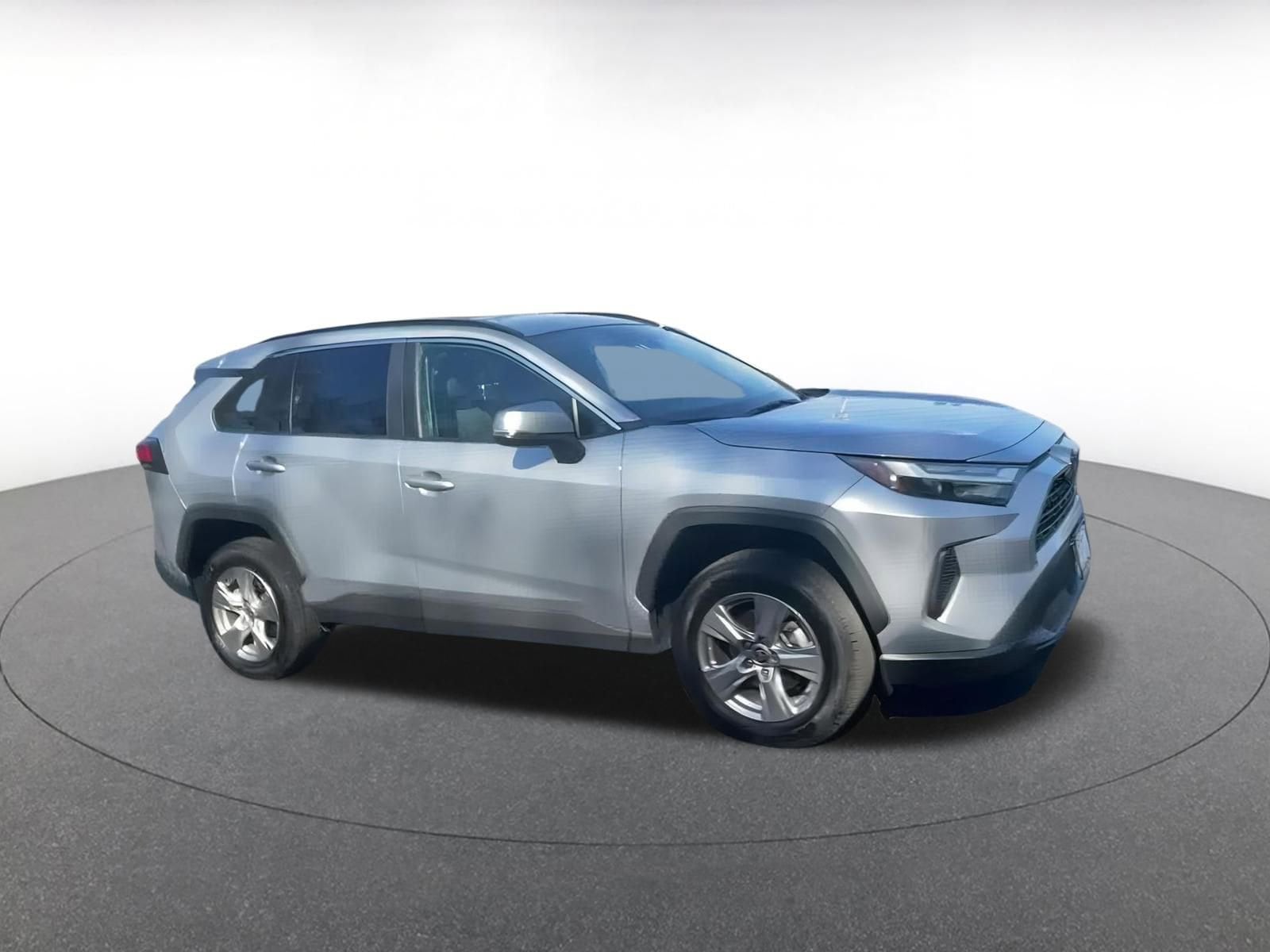 Thumbnail: 2025 Toyota RAV4 - 2